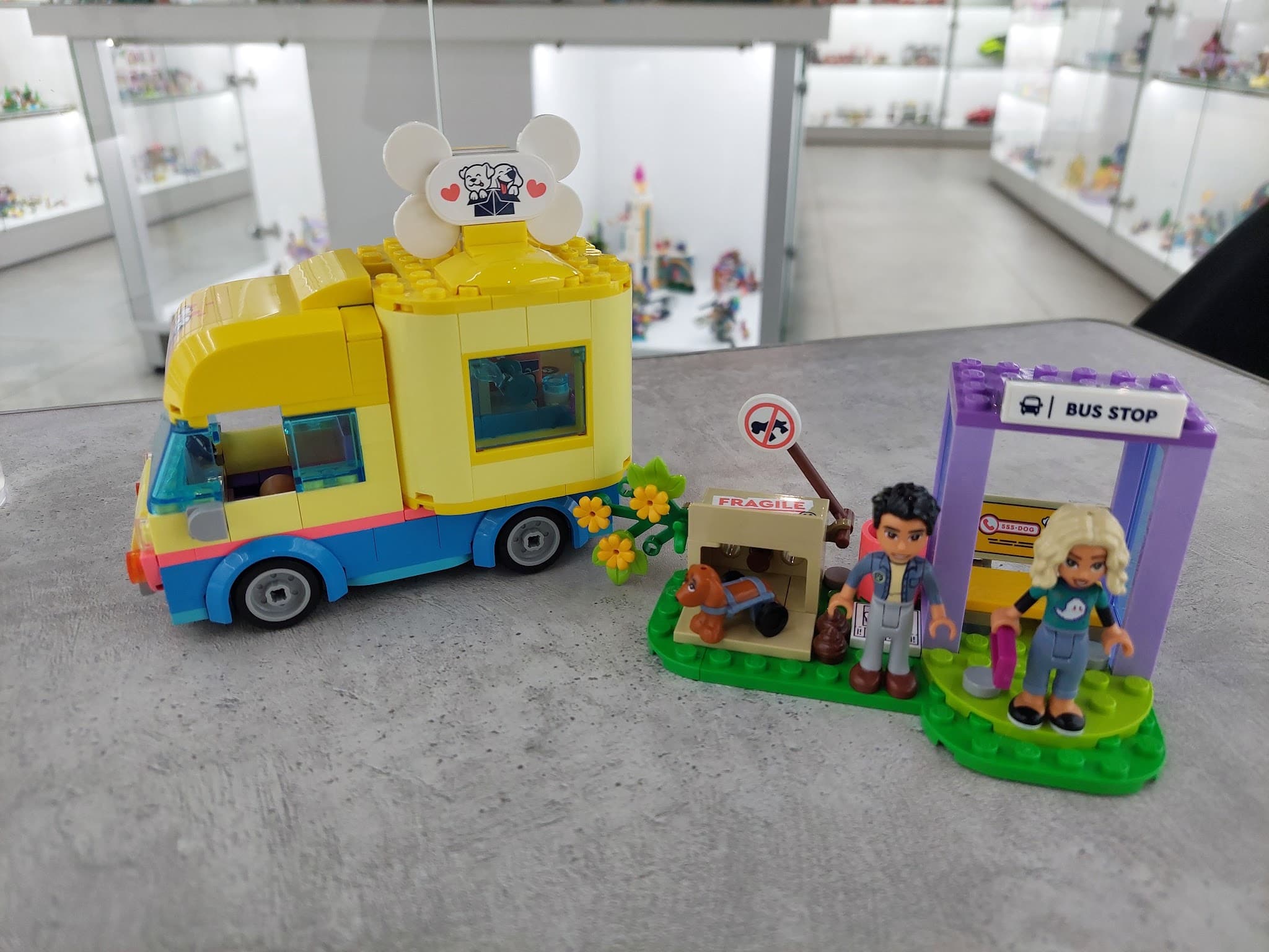 LEGO 41741 Dog Rescue Van