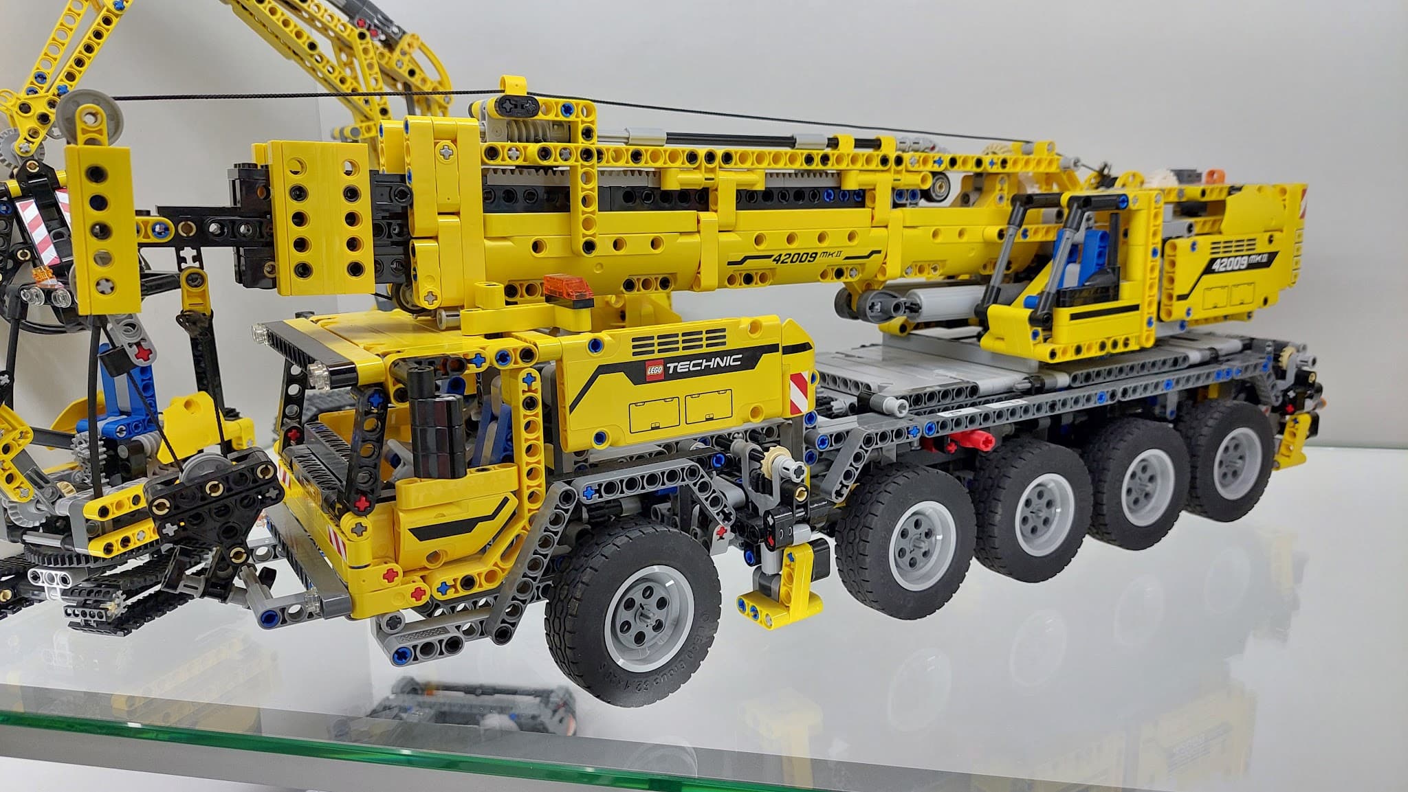 LEGO 42009 Mobile Crane MK II
