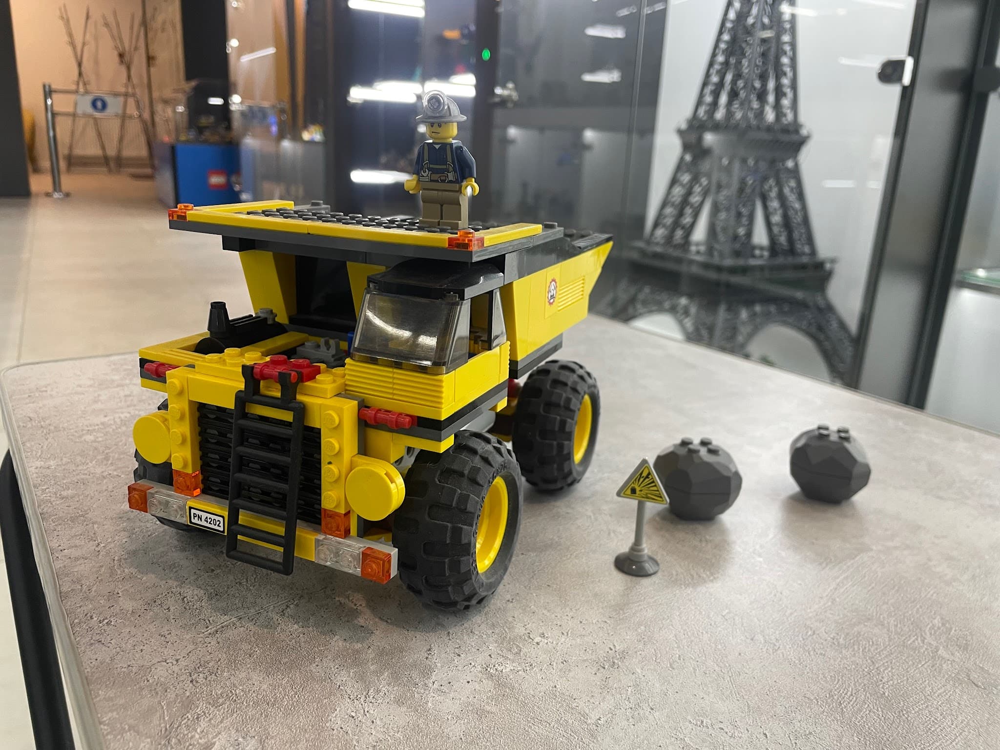 LEGO 4202 Mining Truck