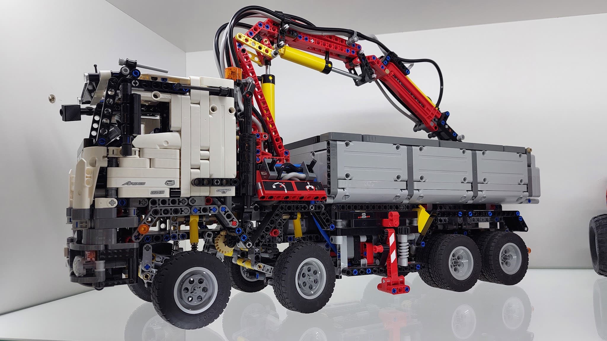 LEGO 42043 Mercedes-Benz Arocs 3245