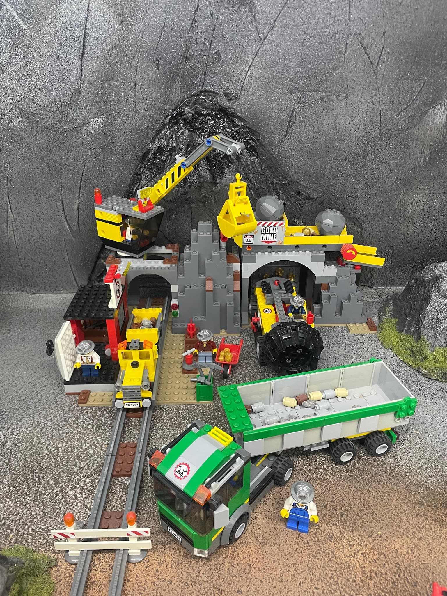 LEGO 4204 The Mine