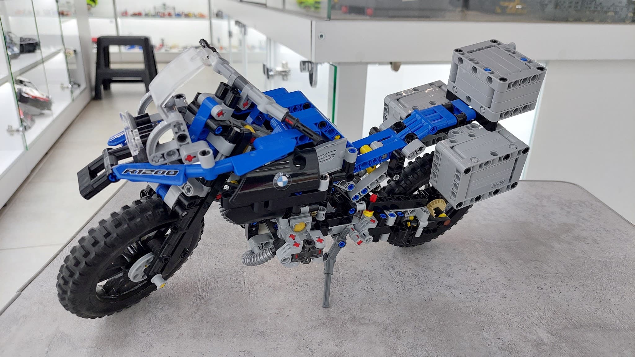LEGO 42063 BMW R 1200 GS Adventure