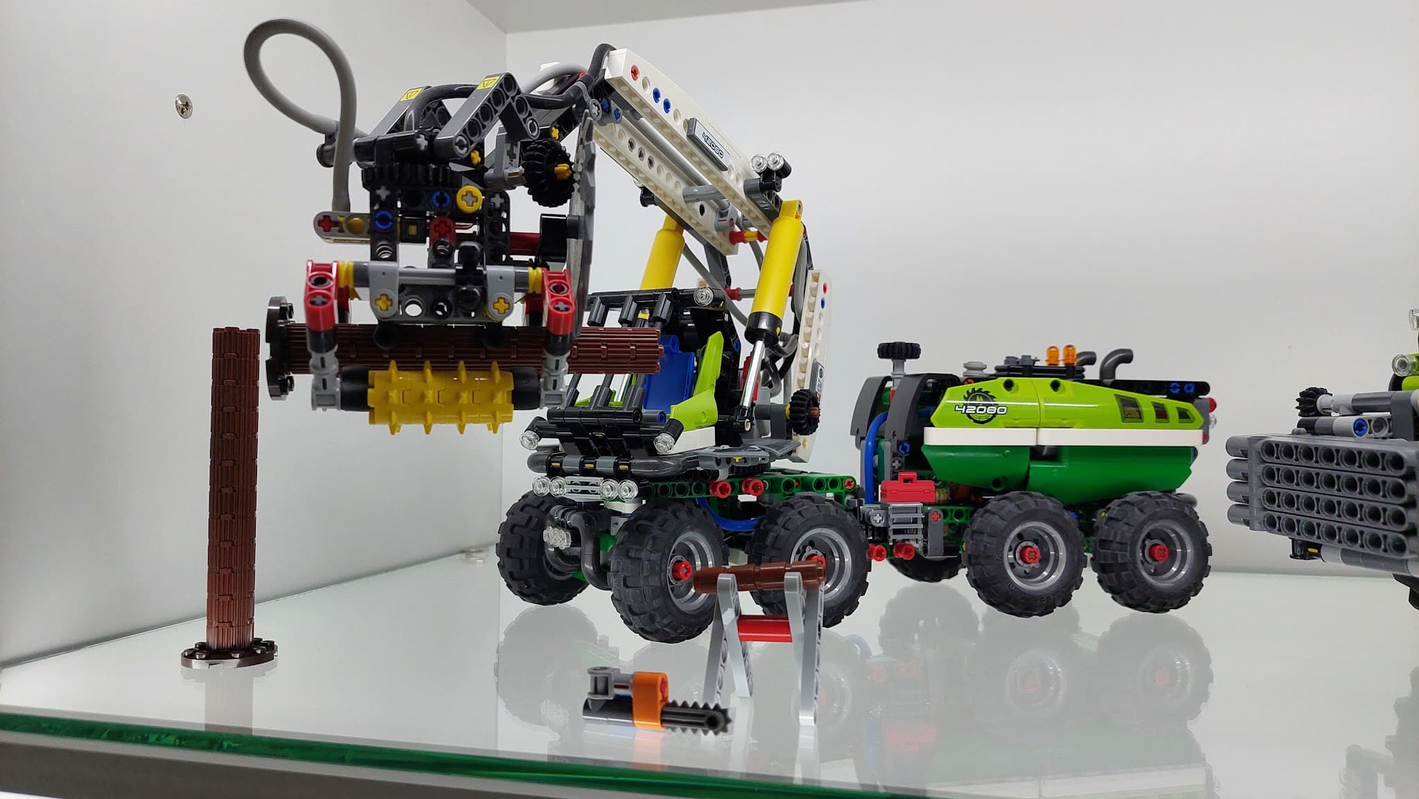LEGO 42080 Forest Harvester