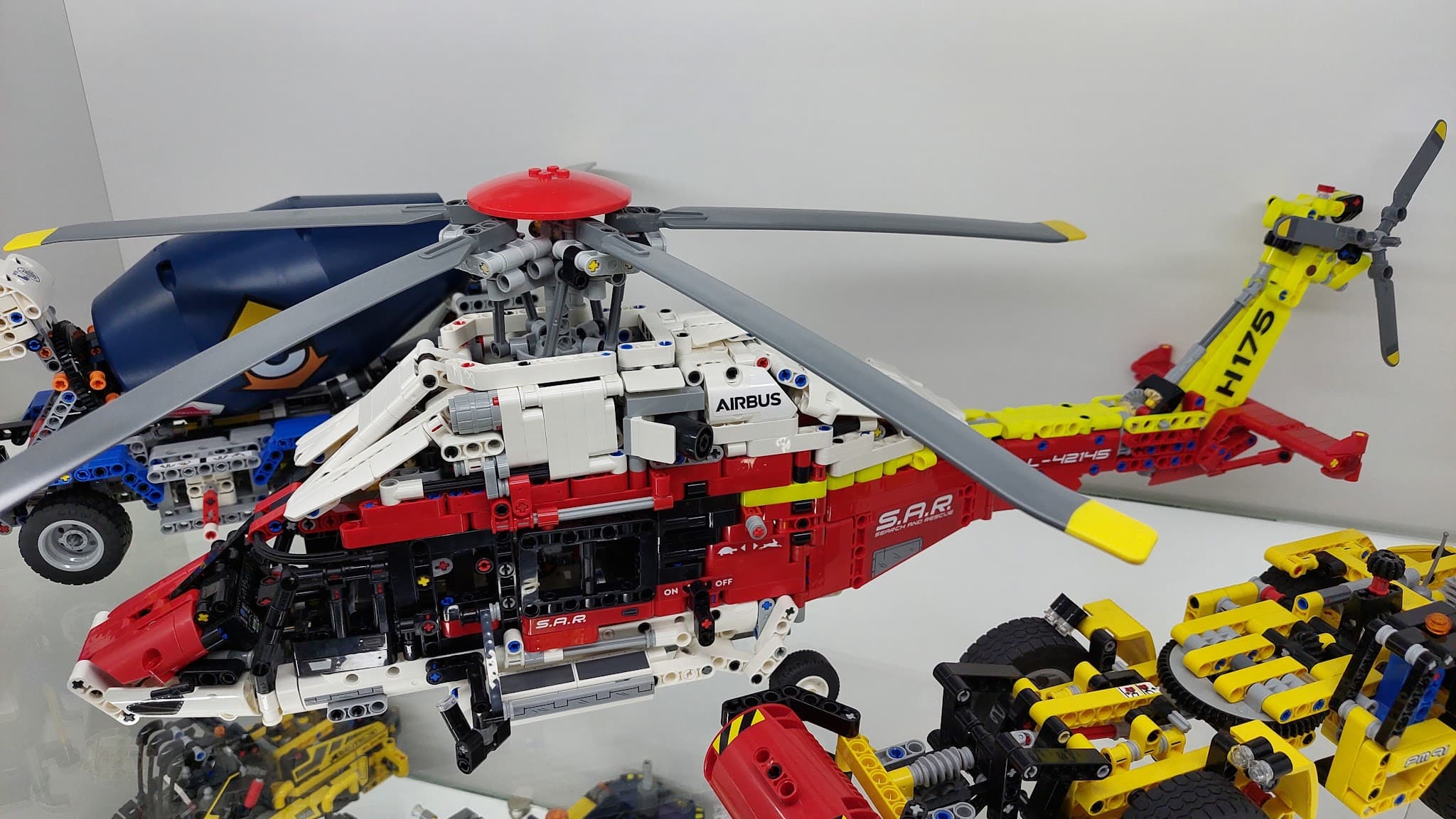 LEGO 42145 Airbus H175 Rescue Helicopter