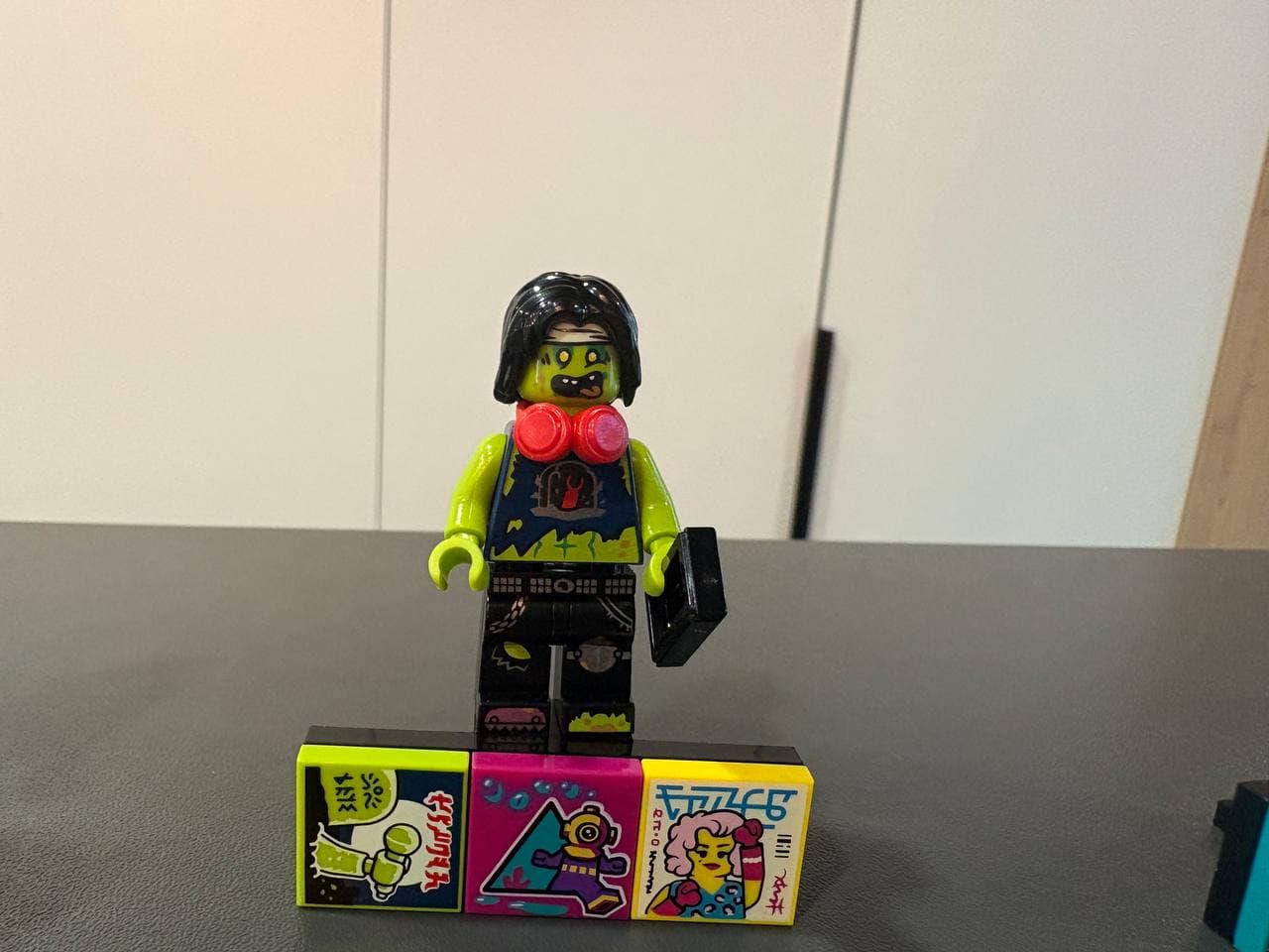 LEGO 43108-12 Zombie Dancer