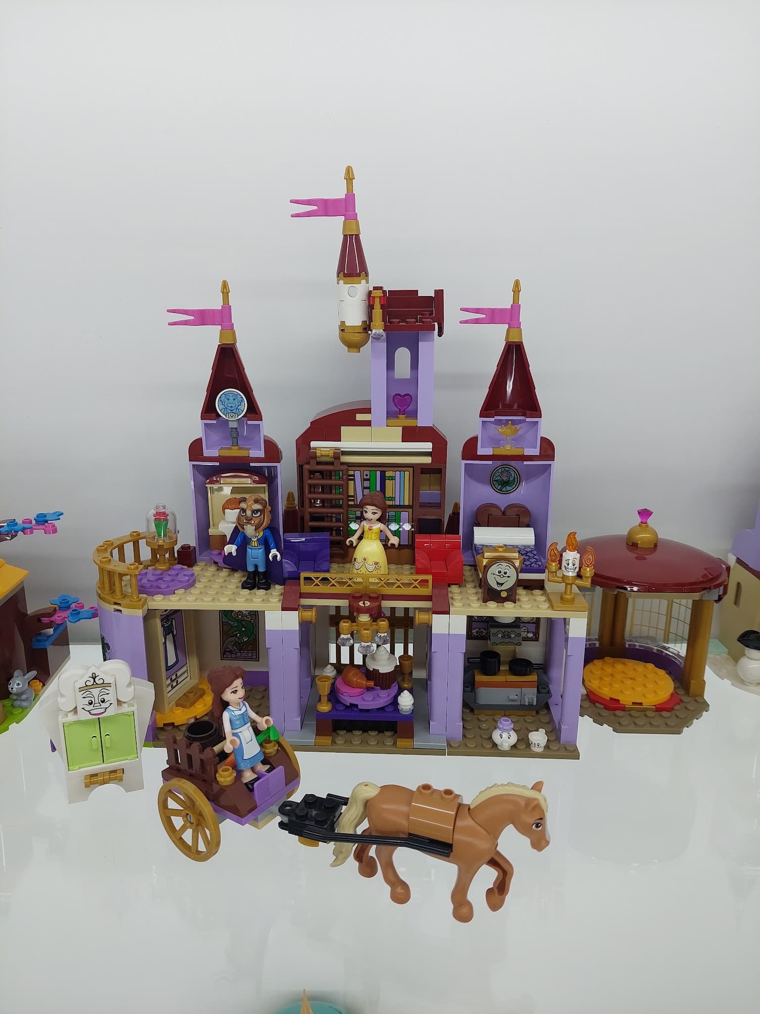 LEGO 43196 Belle and the Beast's Castle