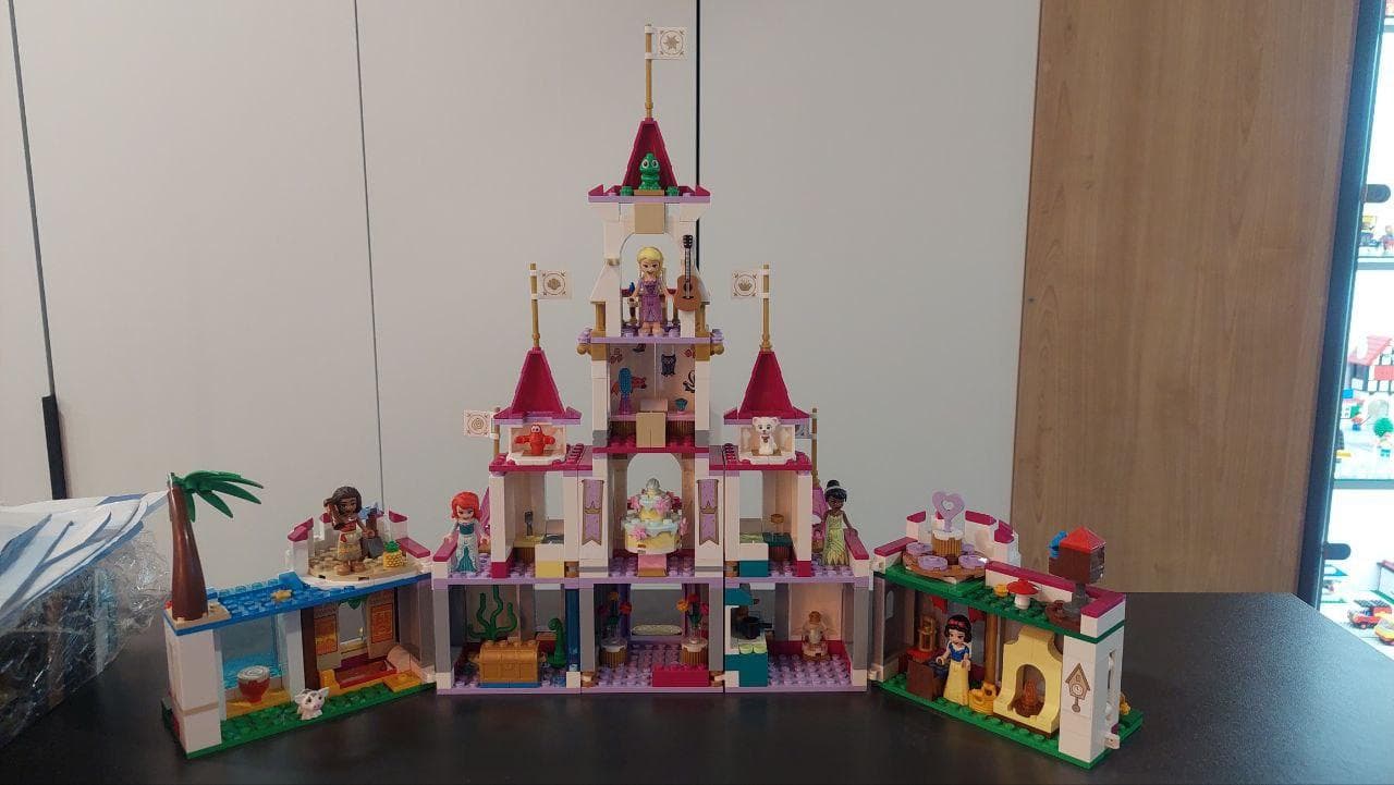 LEGO 43205 Ultimate Adventure Castle