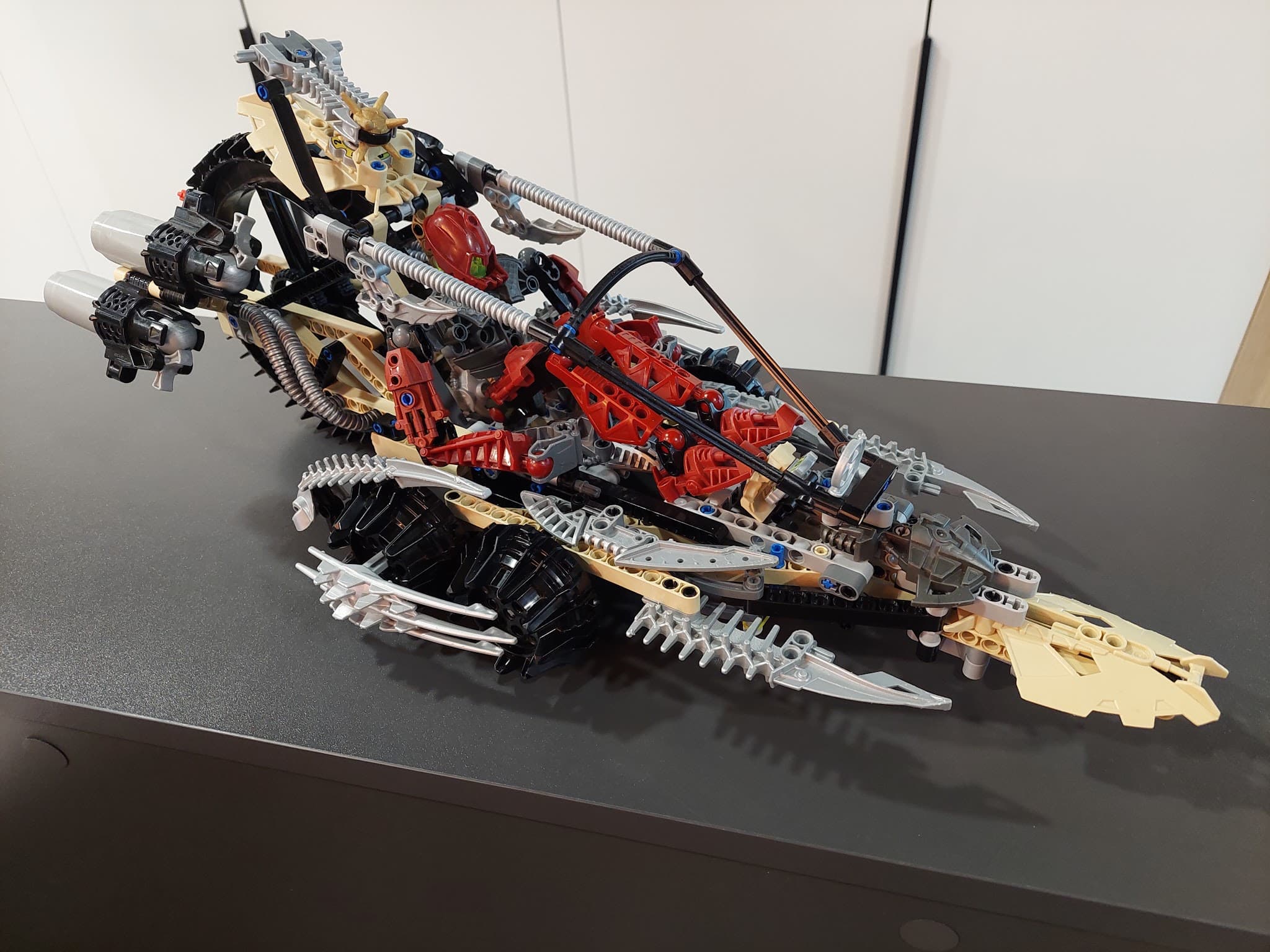 LEGO 438 Thornatus V9