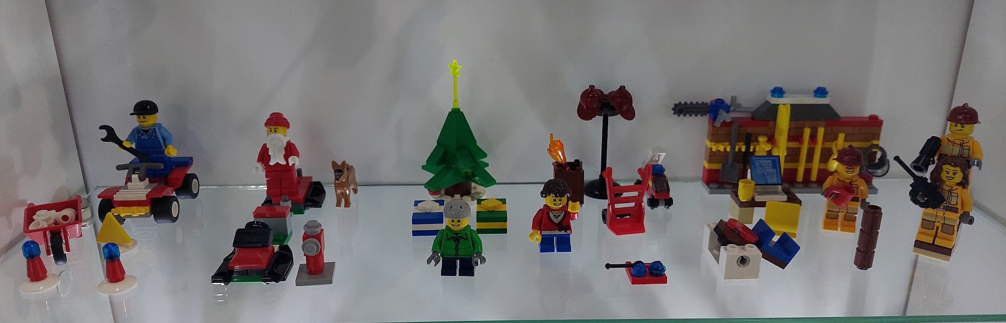 LEGO 4428 LEGO City Advent Calendar