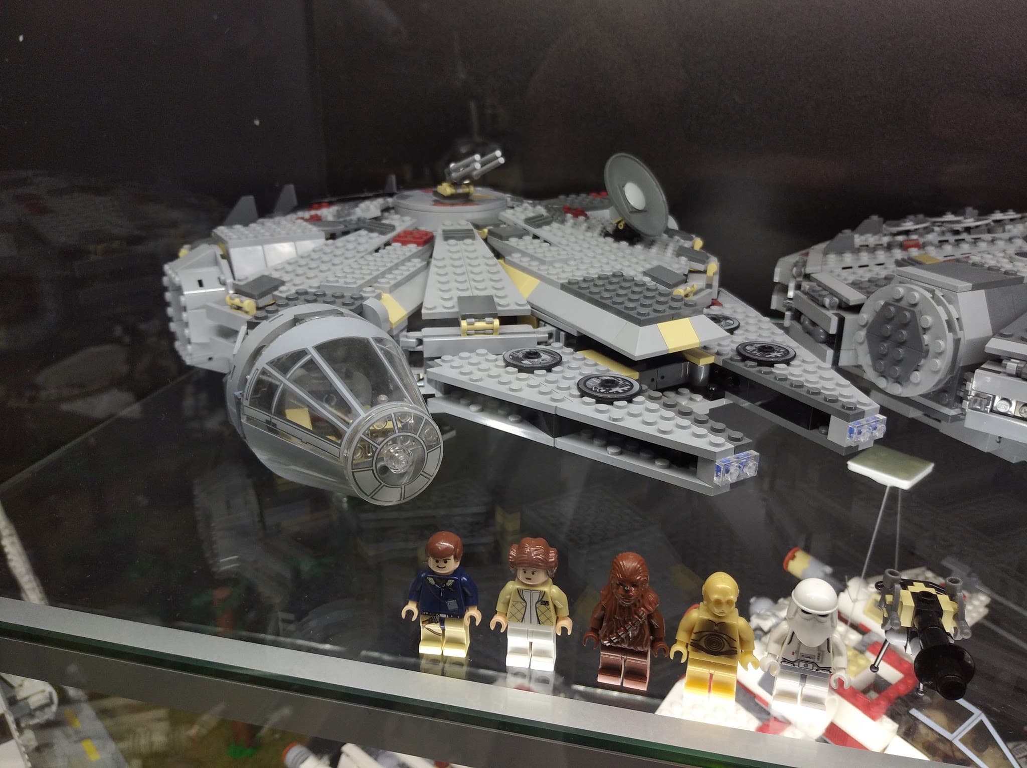 LEGO 4504 Millennium Falcon