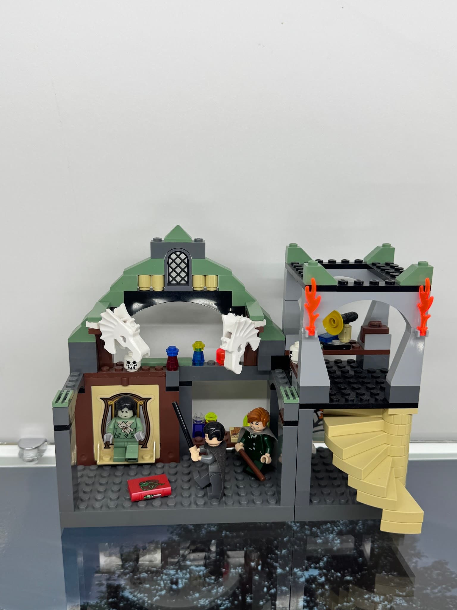 LEGO 4752 Professor Lupin's Classroom