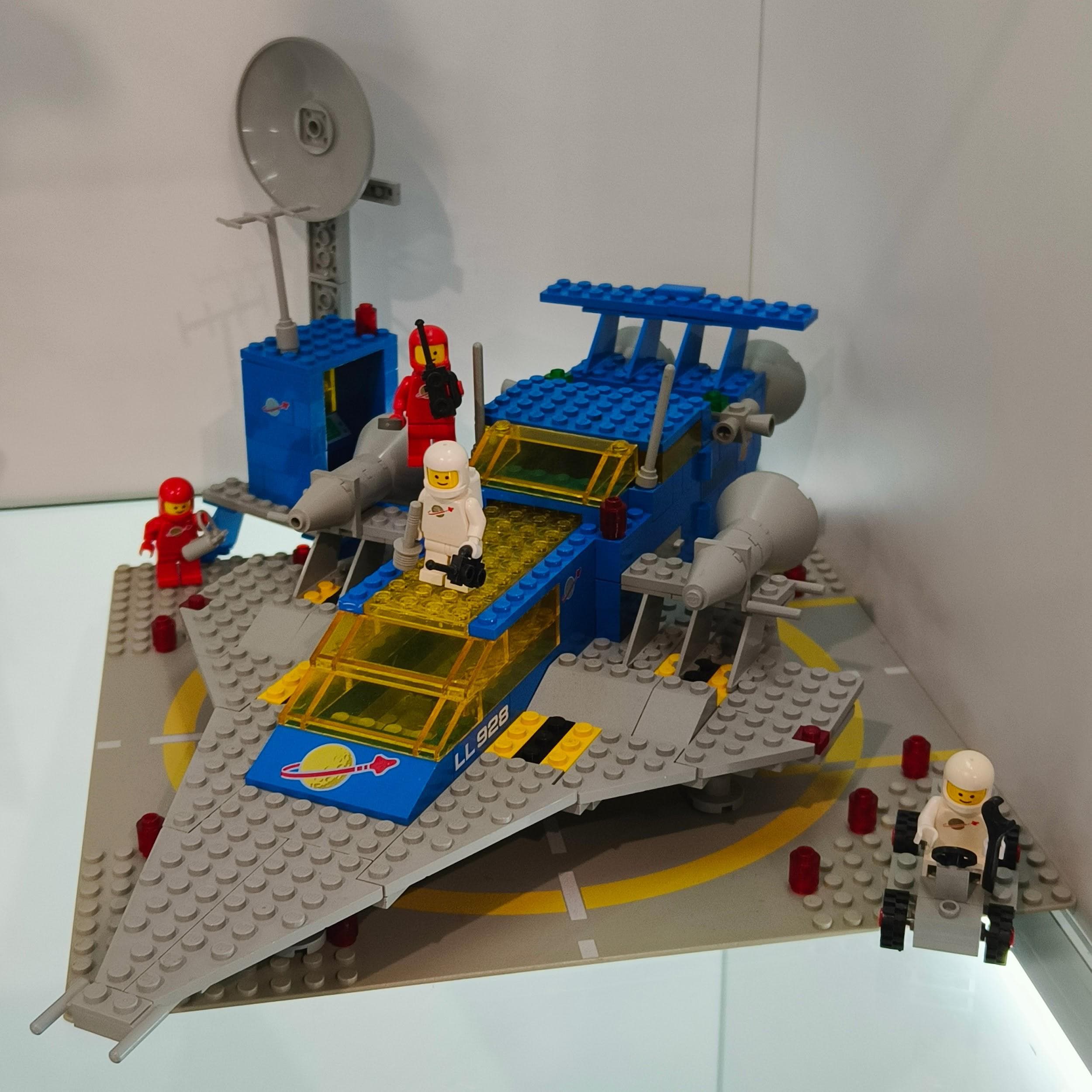 LEGO 497 Galaxy Explorer