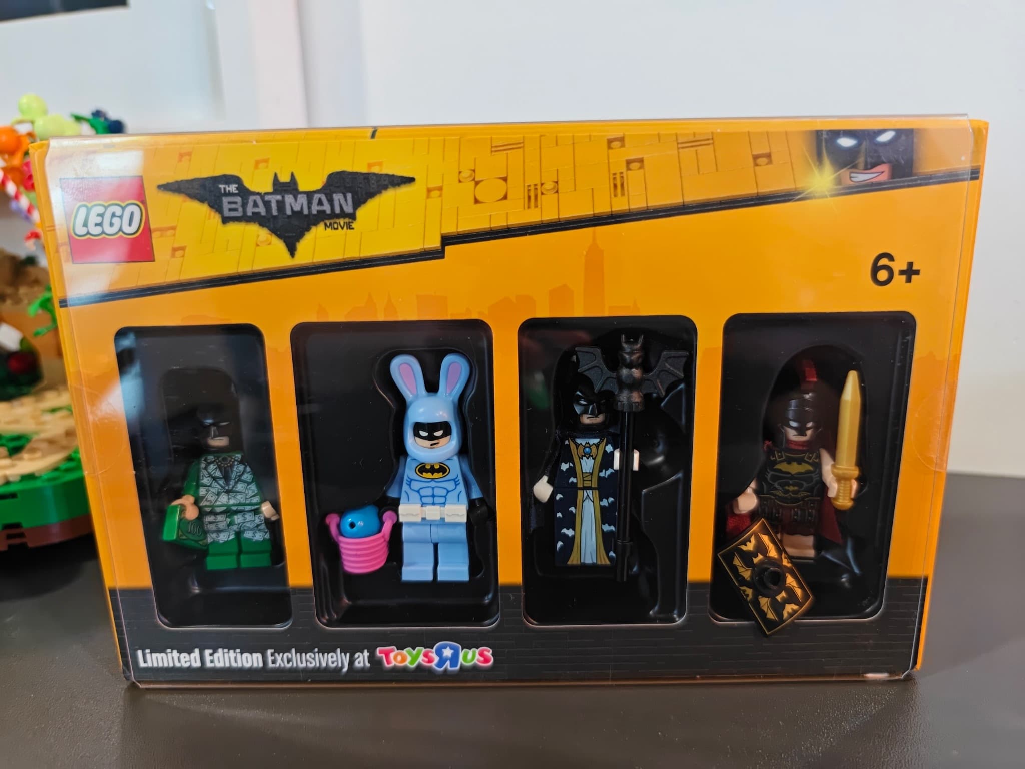 LEGO 5004939 The LEGO Batman Movie Minifigure Collection