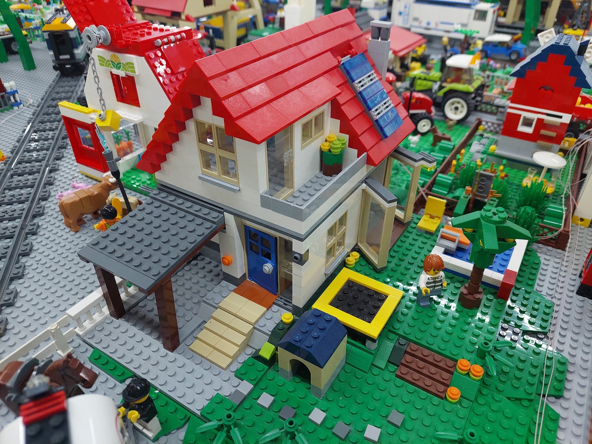 LEGO 5771 Hillside House