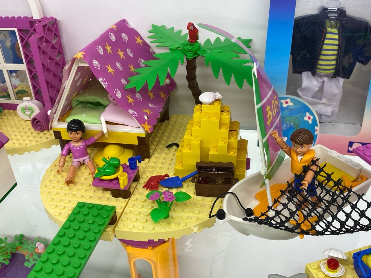 LEGO 5846 Desert Island