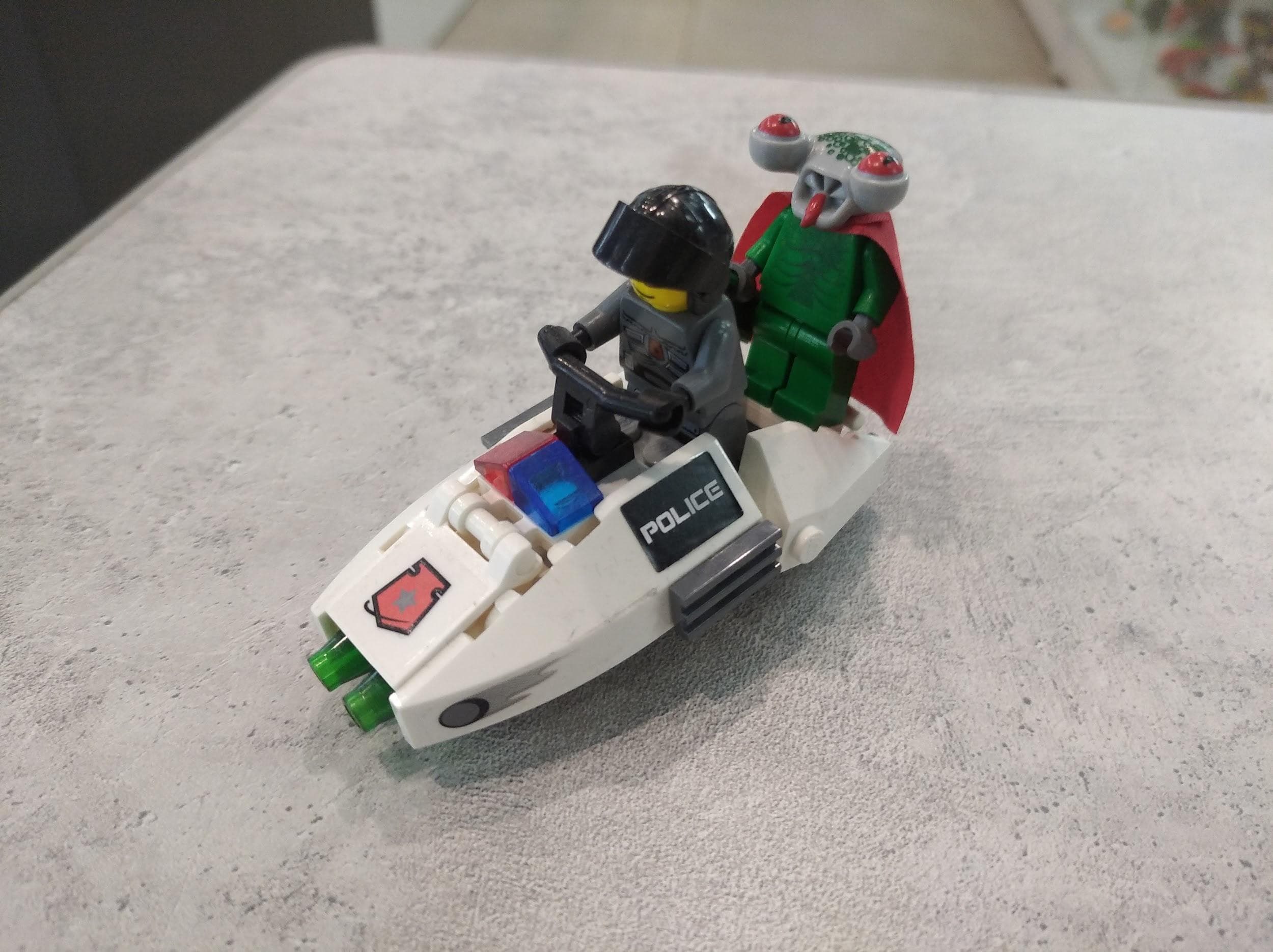 LEGO 5969 Squidman Escape