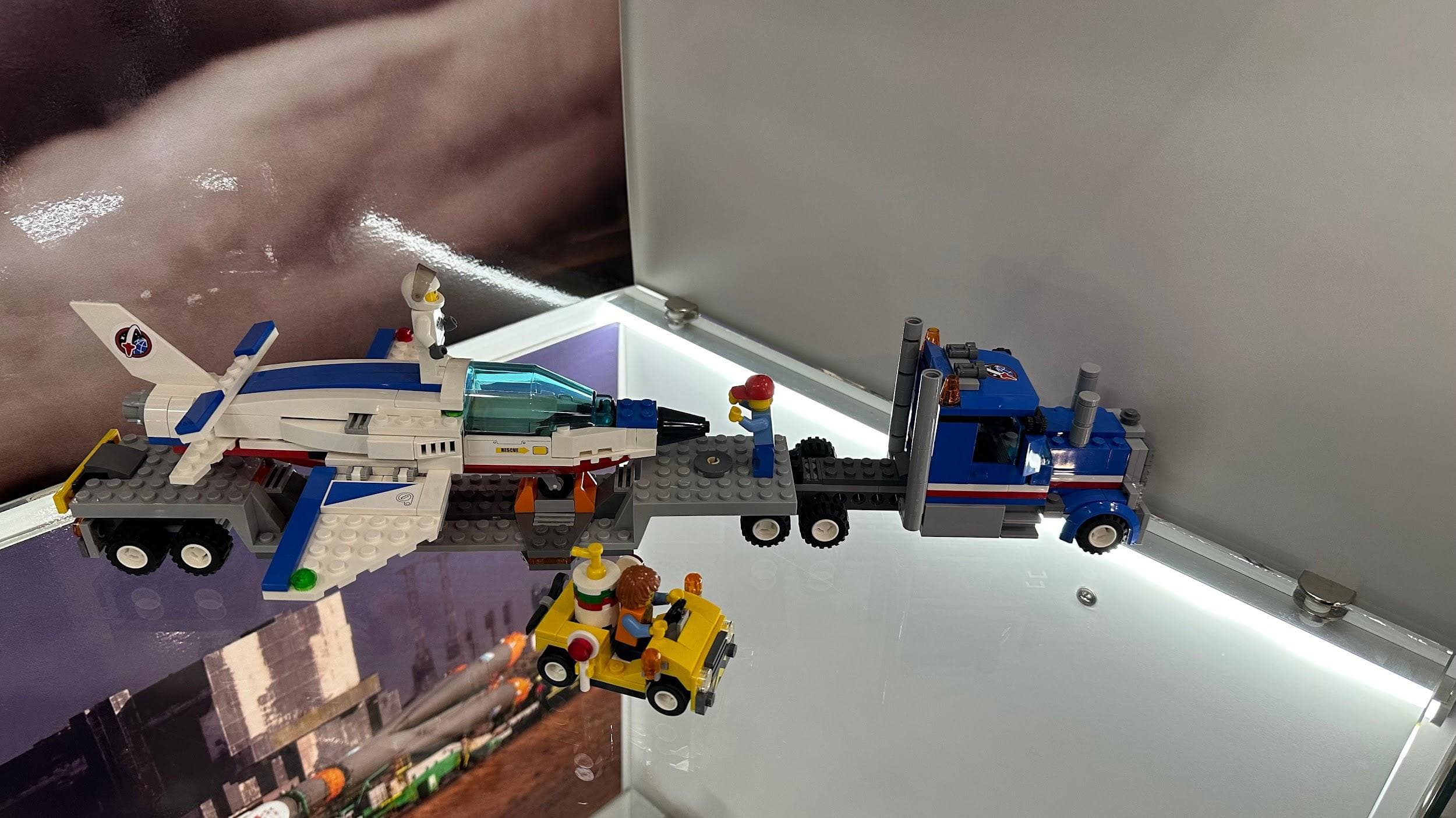 LEGO 60079 Training Jet Transporter