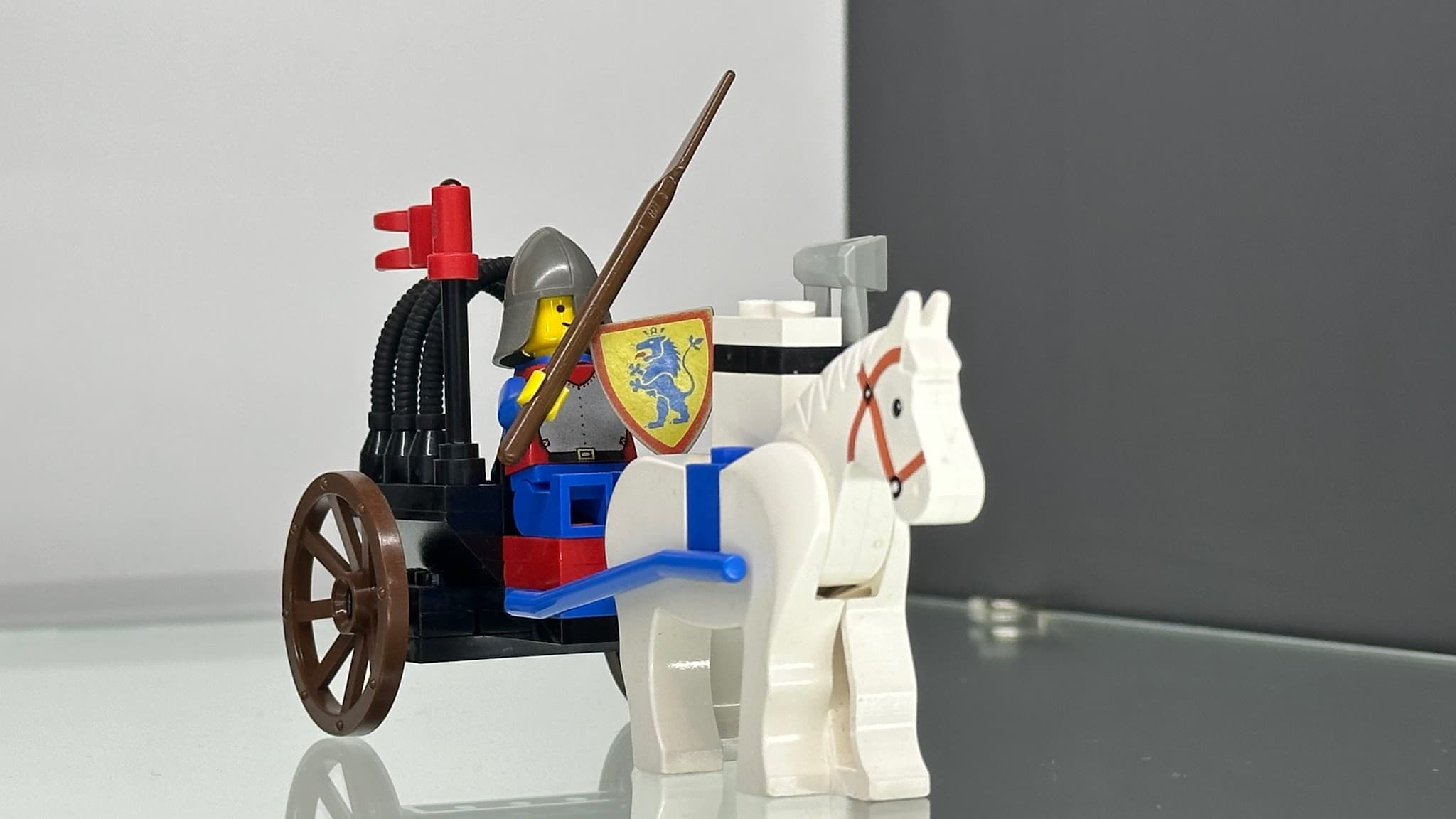 LEGO 6016 Knights' Arsenal