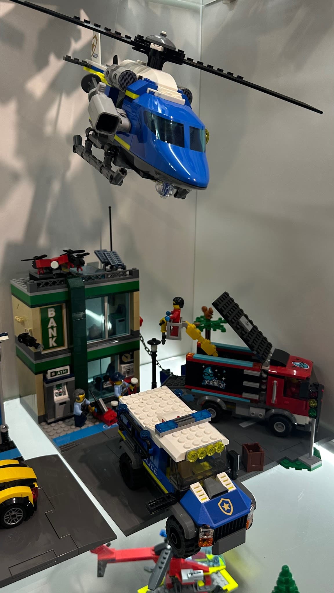 LEGO 60317 Police Chase at the Bank