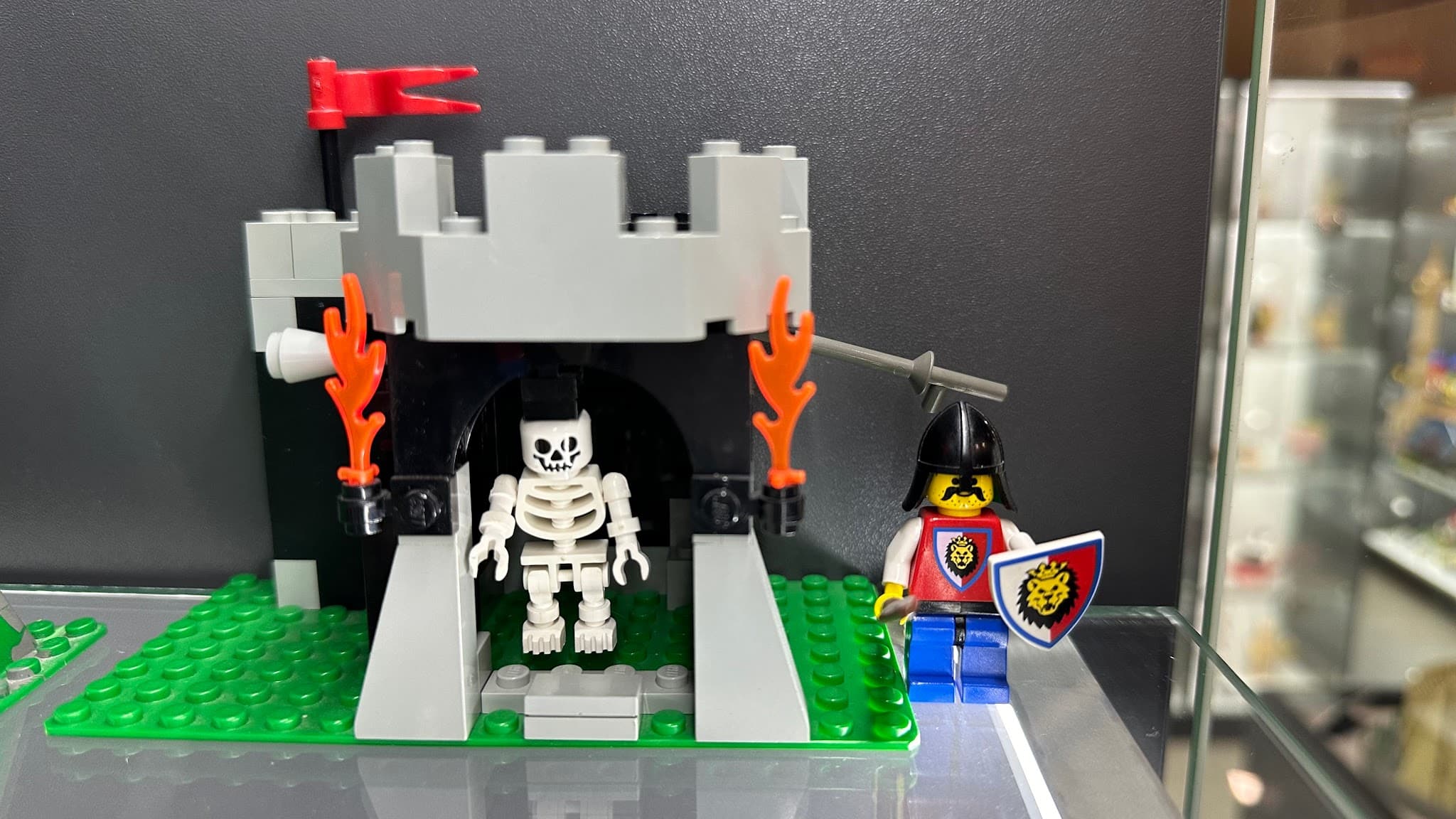 LEGO 6036 Skeleton Surprise