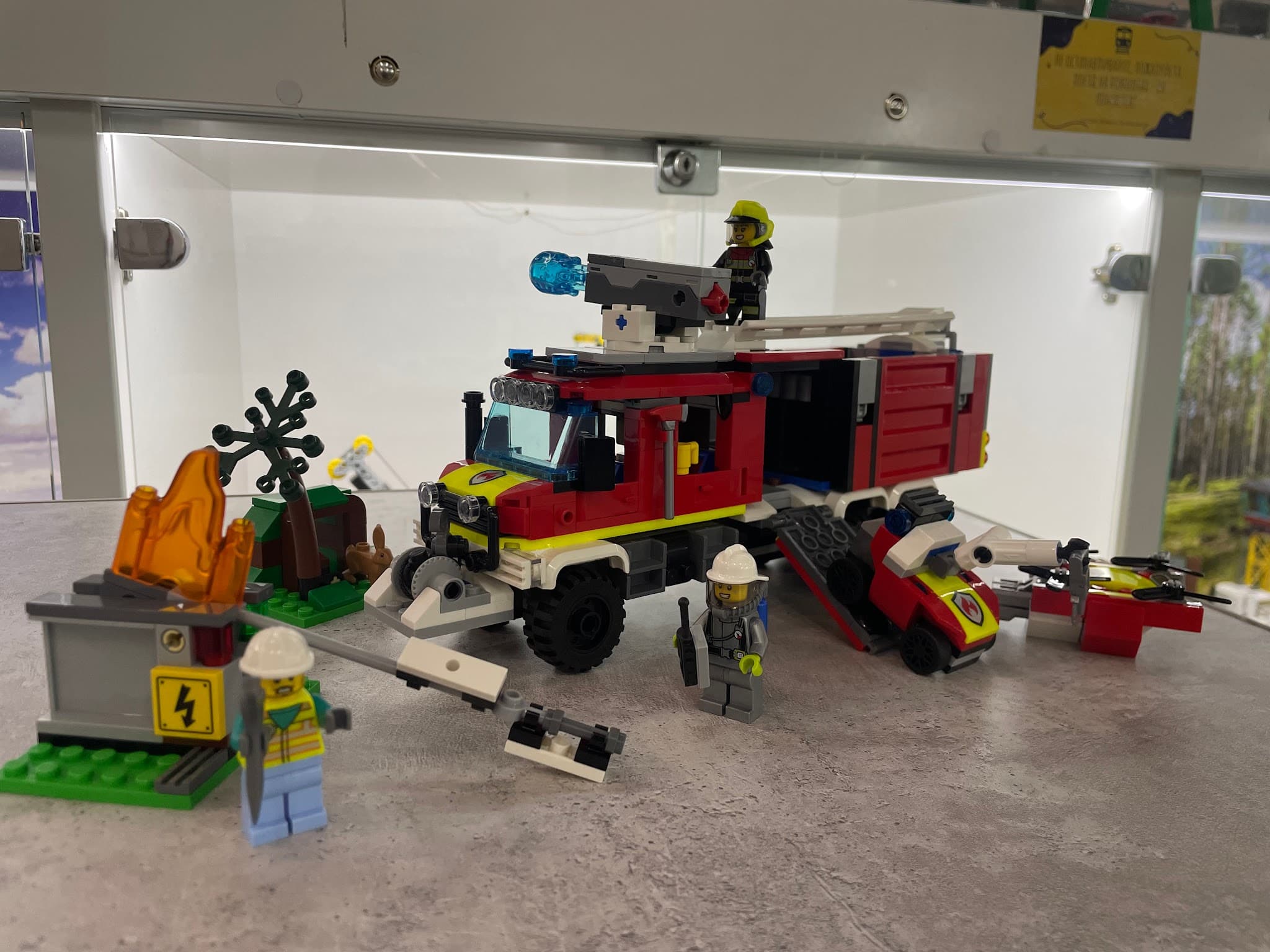 LEGO 60374 Fire Command Truck