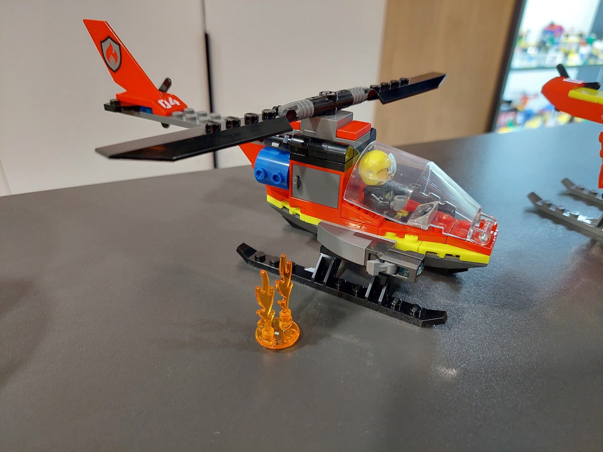 LEGO 60411 Fire Rescue Helicopter