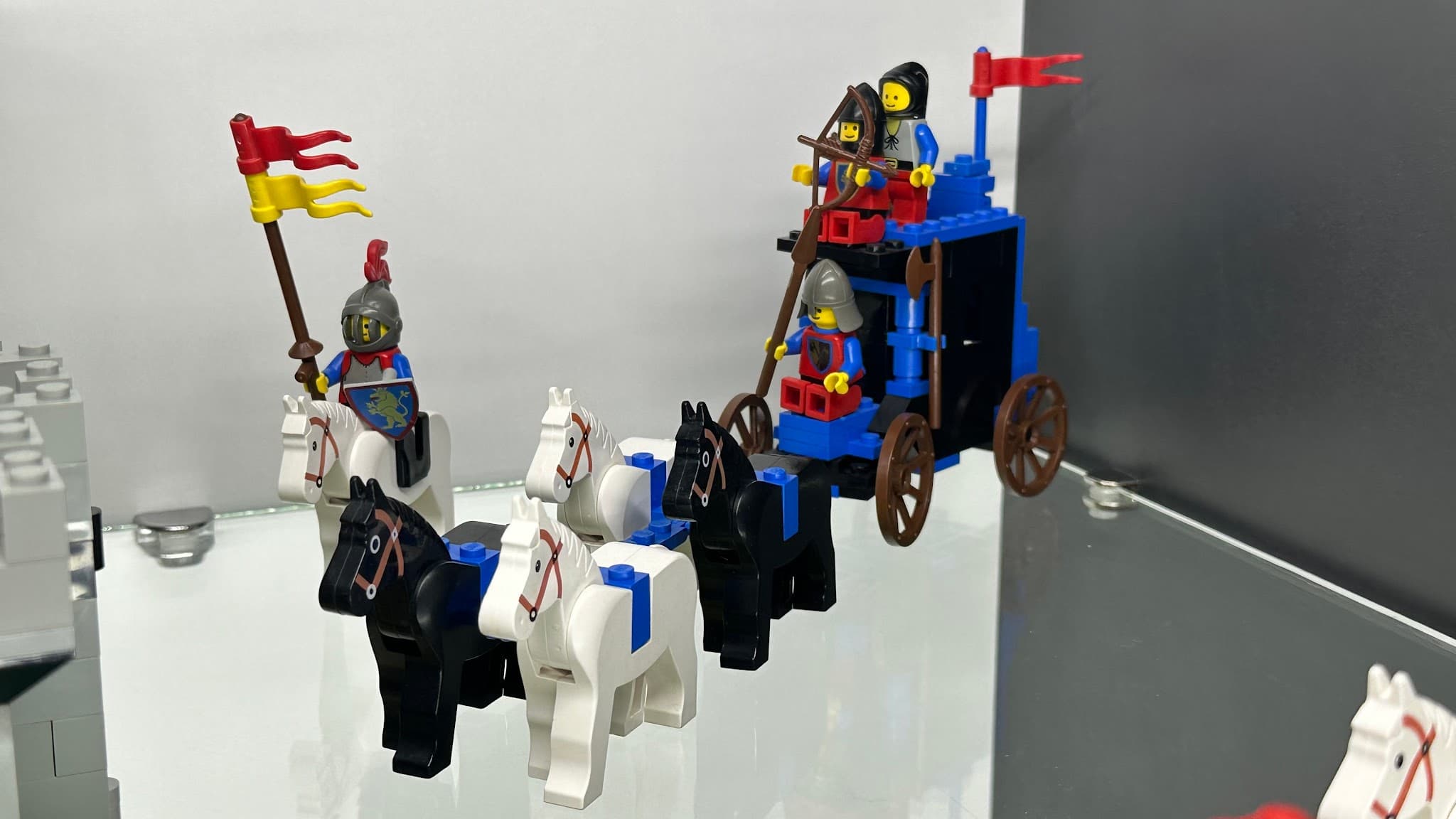 LEGO 6055 Prisoner Convoy