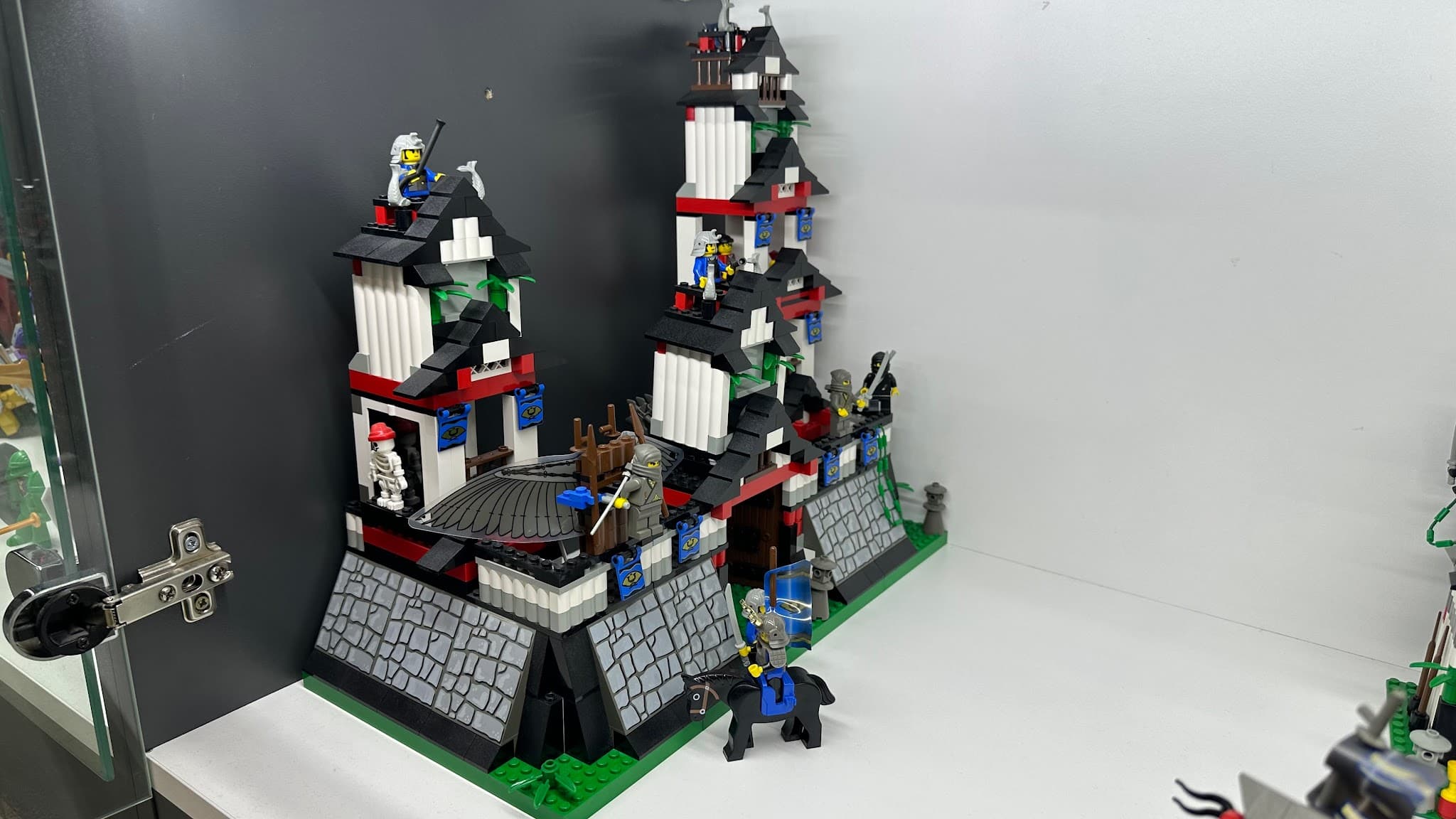 LEGO 6093 Flying Ninja Fortress