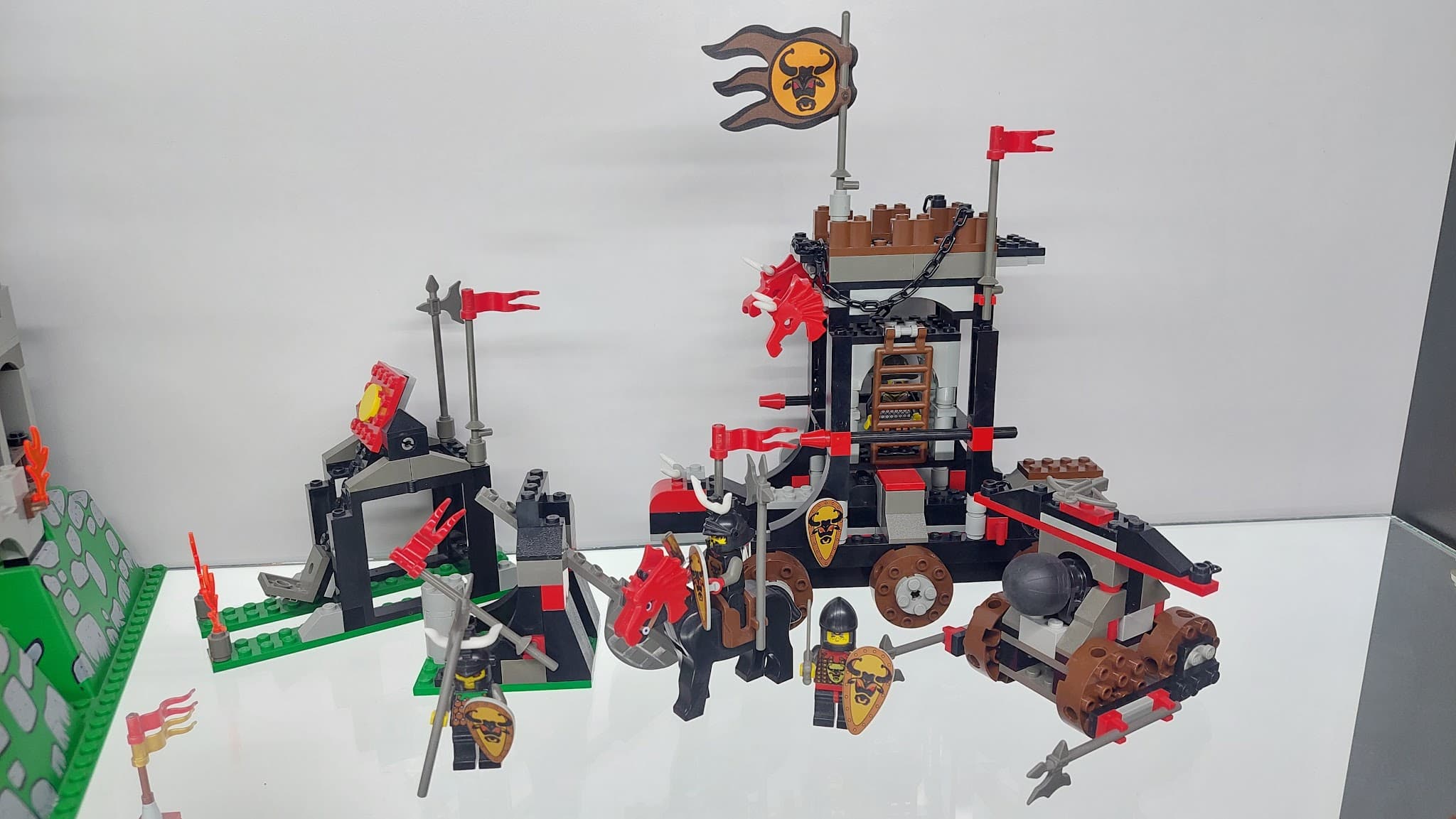 LEGO 6096 Bull's Attack