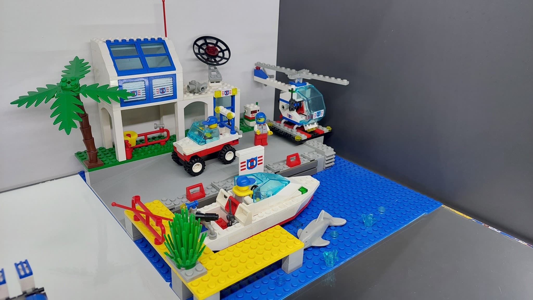 LEGO 6338 Hurricane Harbour