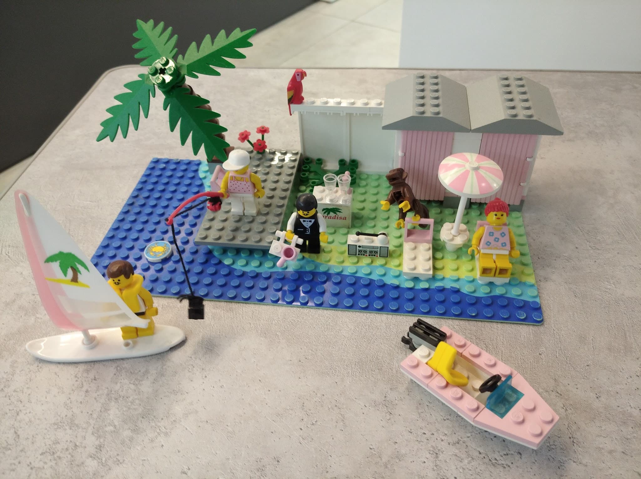 LEGO 6410 Cabana Beach
