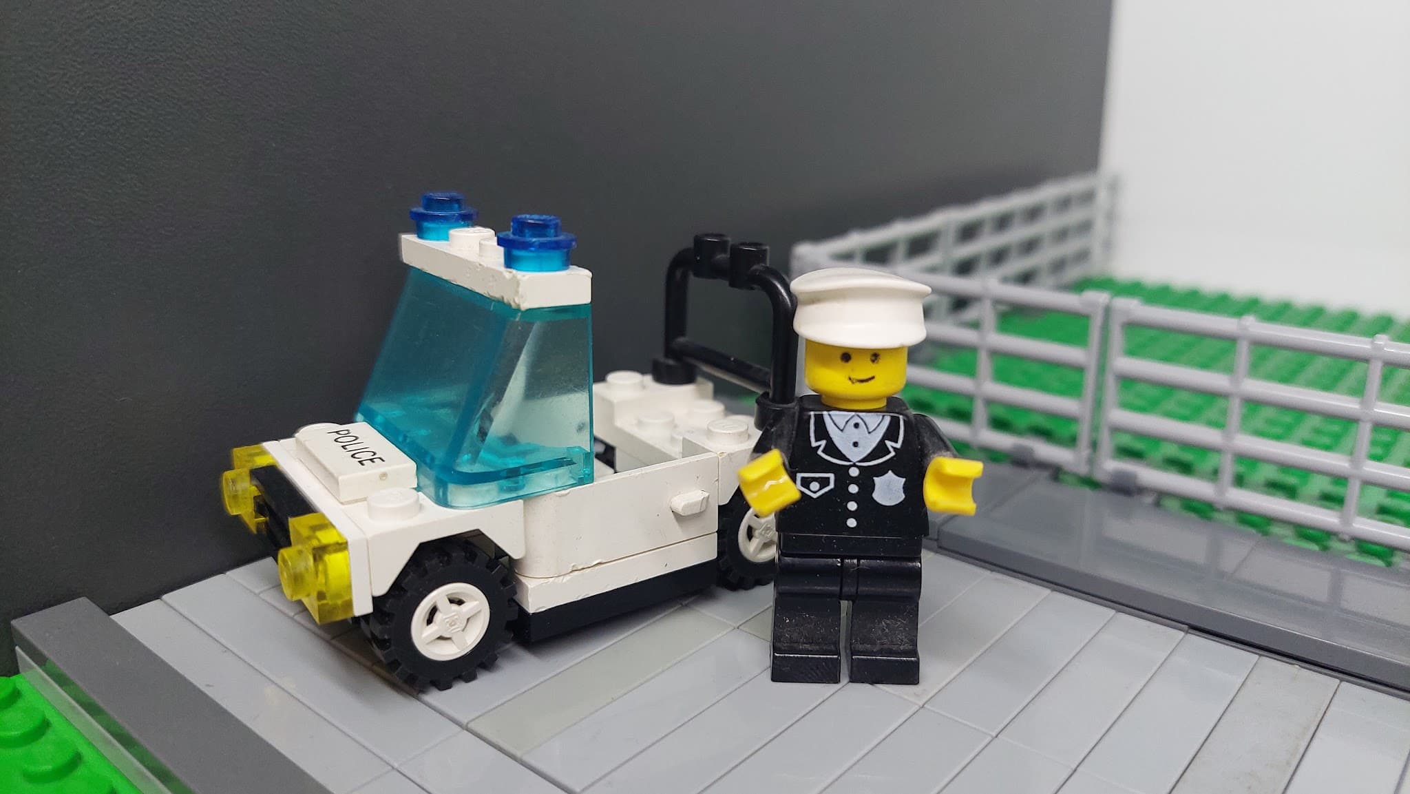 LEGO 6506 Precinct Cruiser