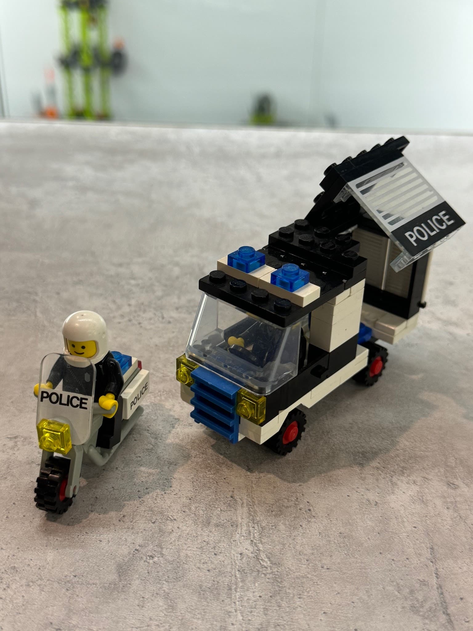 LEGO 6684 Police Patrol Squad