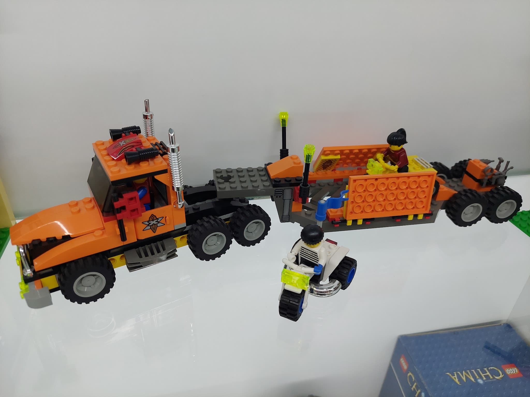 LEGO 6739 Truck & Stunt Trikes