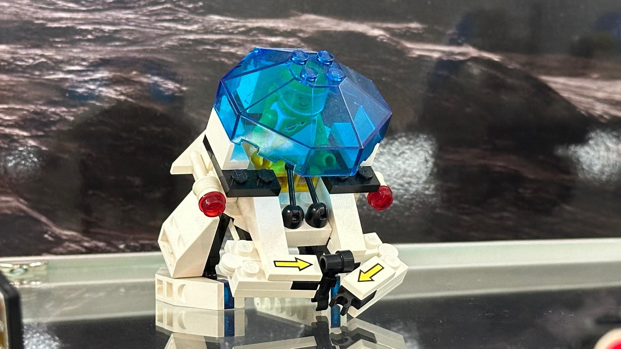 LEGO 6848 Strategic Pursuer