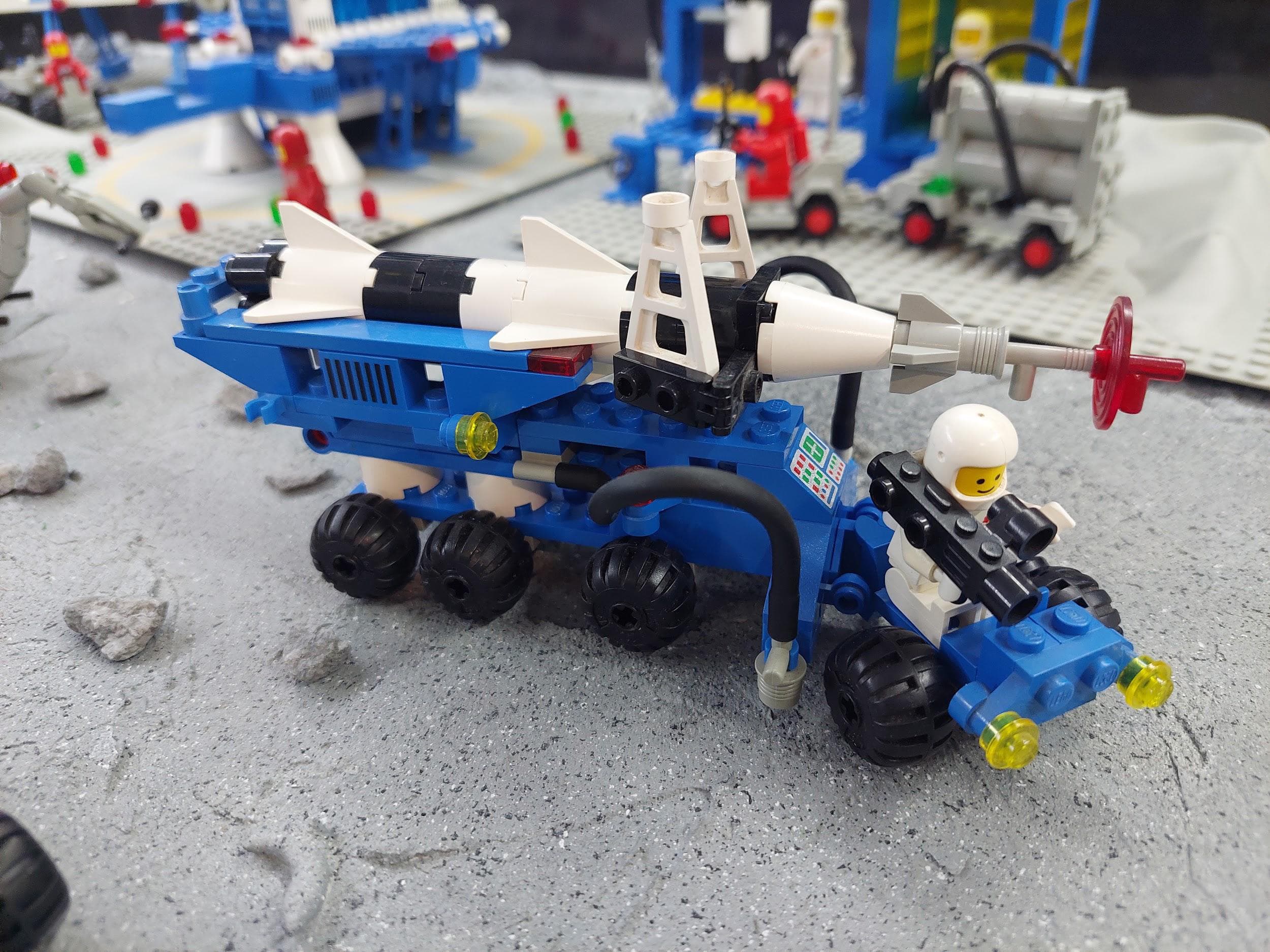 LEGO 6881 Lunar Rocket Launcher