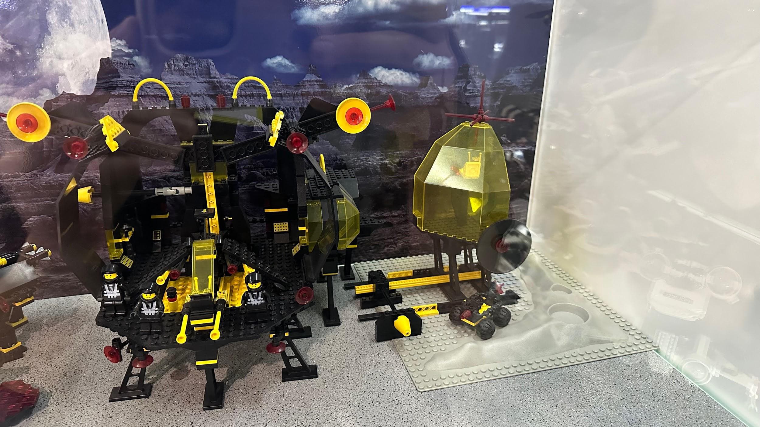 LEGO 6987 Message Intercept Base