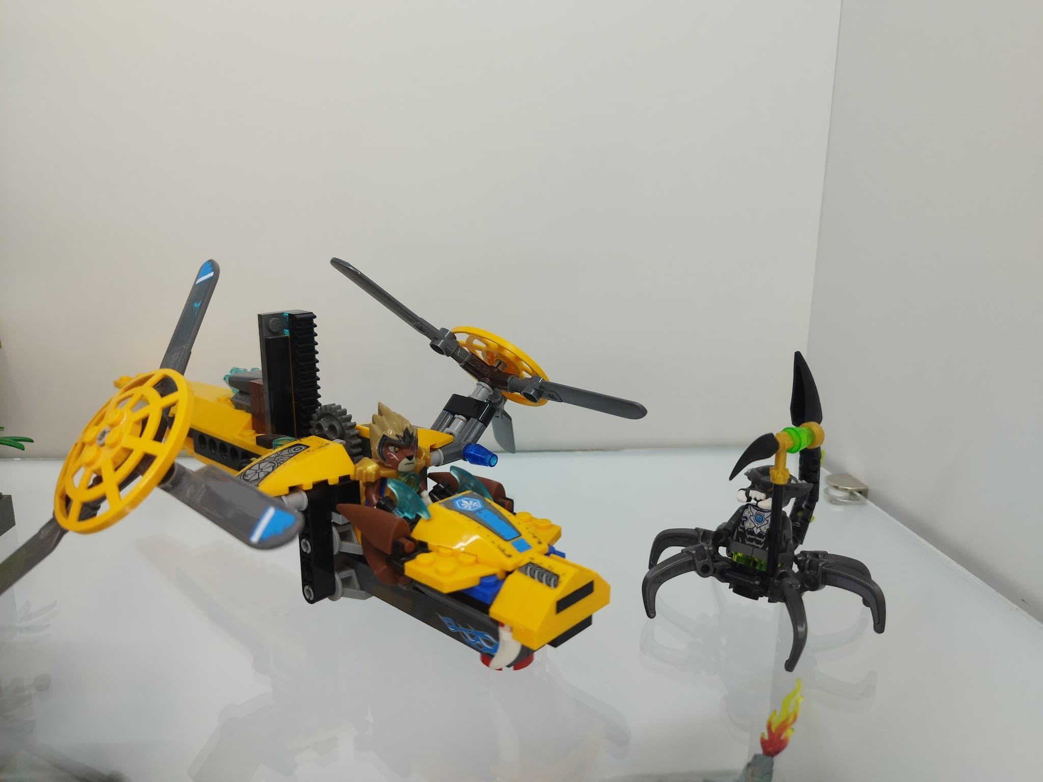 LEGO 70129 Lavertus' Twin Blade