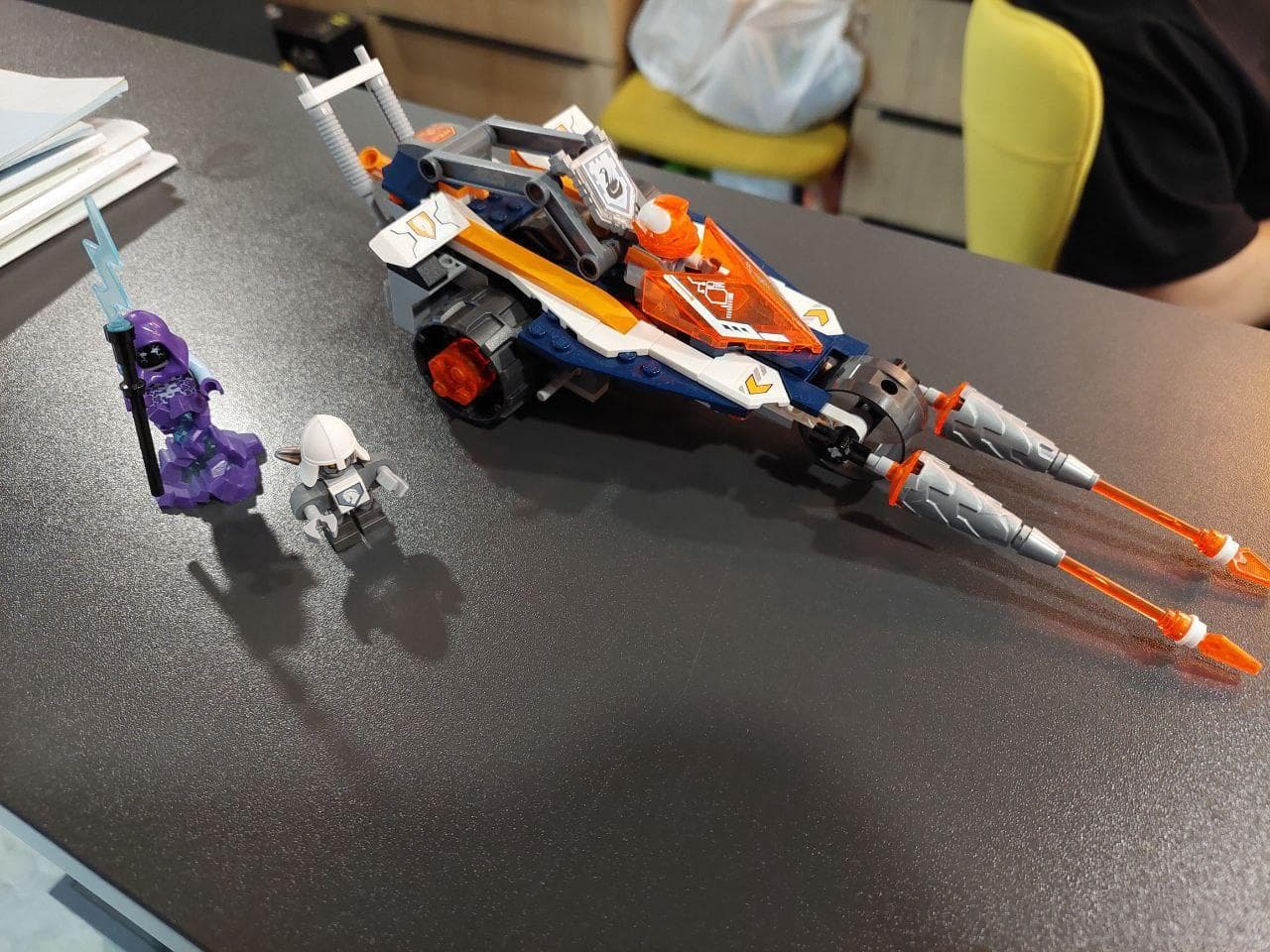 LEGO 70348 Lance's Twin Jouster