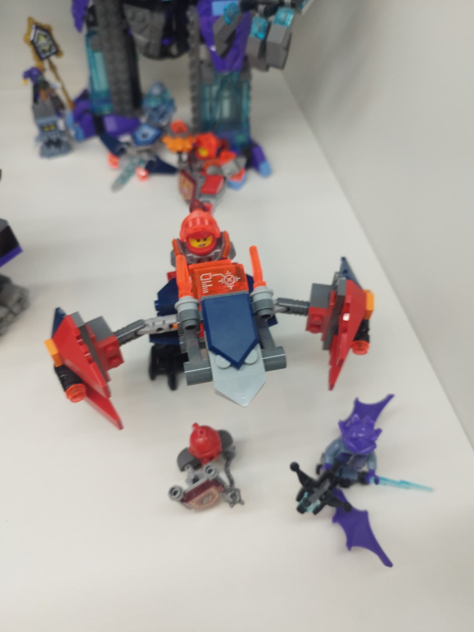 LEGO 70361 Macy's Bot Drop Dragon