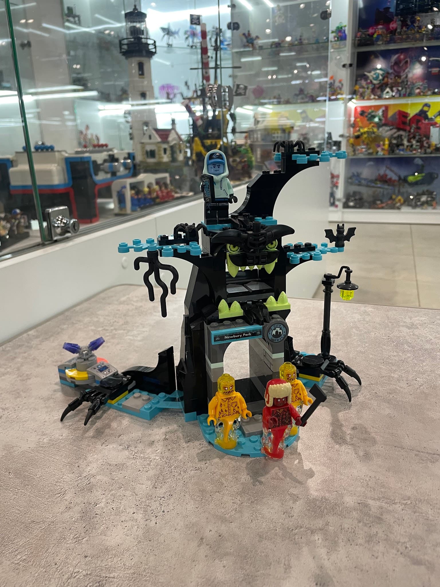 LEGO 70427 Welcome to the Hidden Side