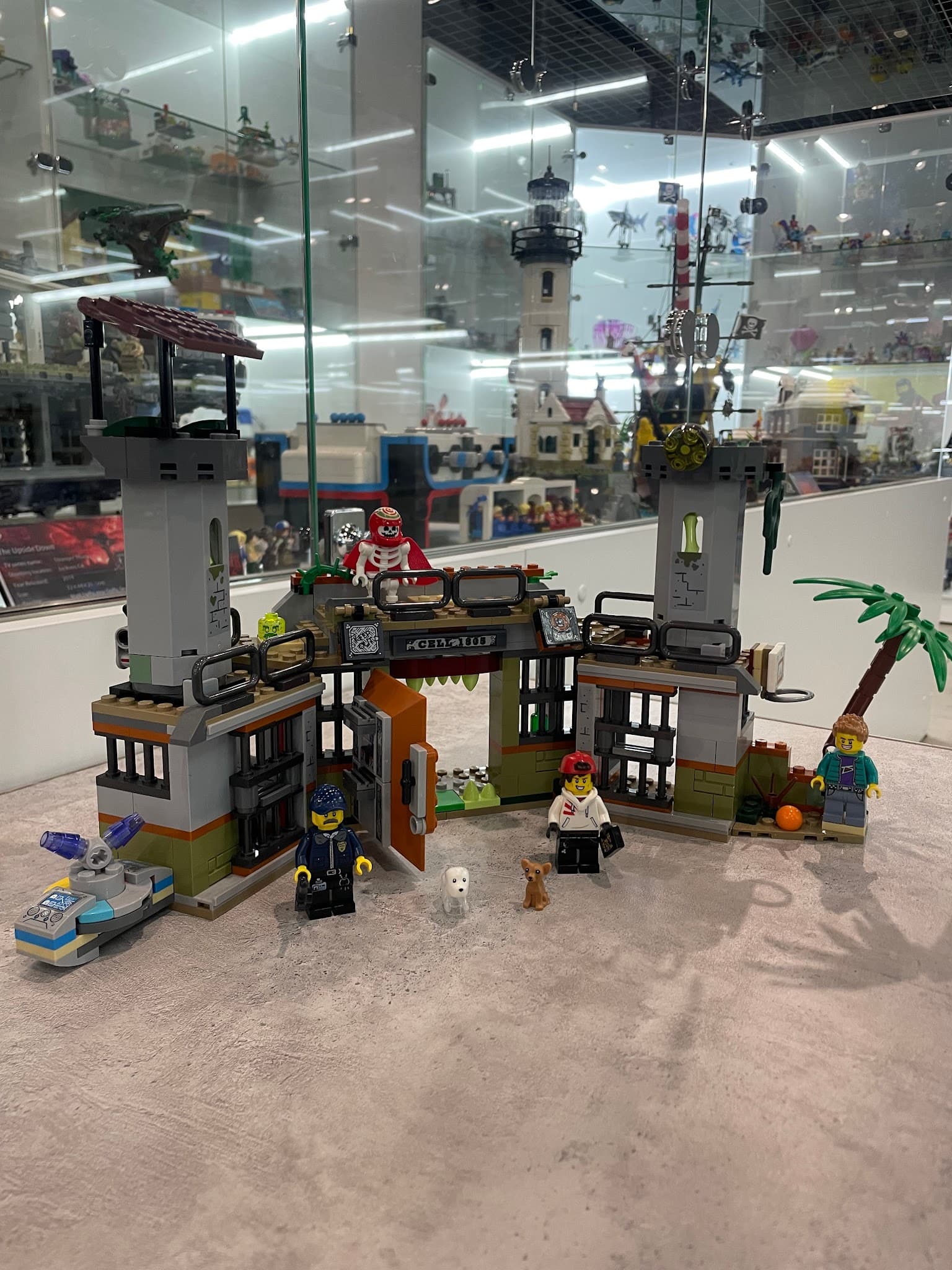 LEGO 70435 Newbury Abandoned Prison