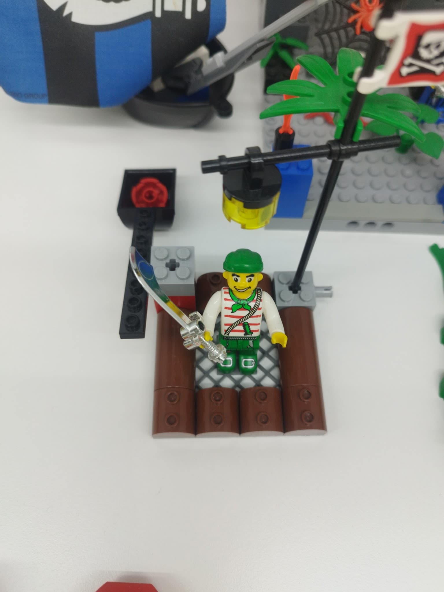 LEGO 7070 Catapult Raft
