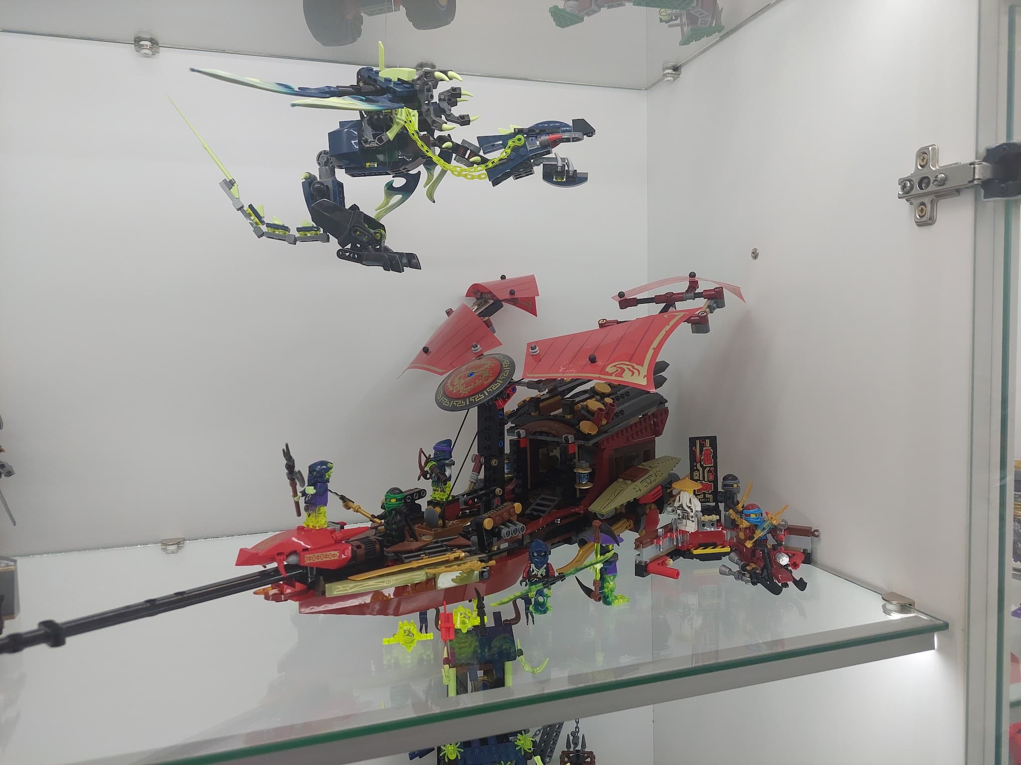 LEGO 70738 Final Flight of Destiny's Bounty