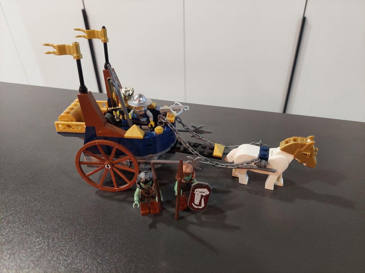 LEGO 7078 King's Battle Chariot