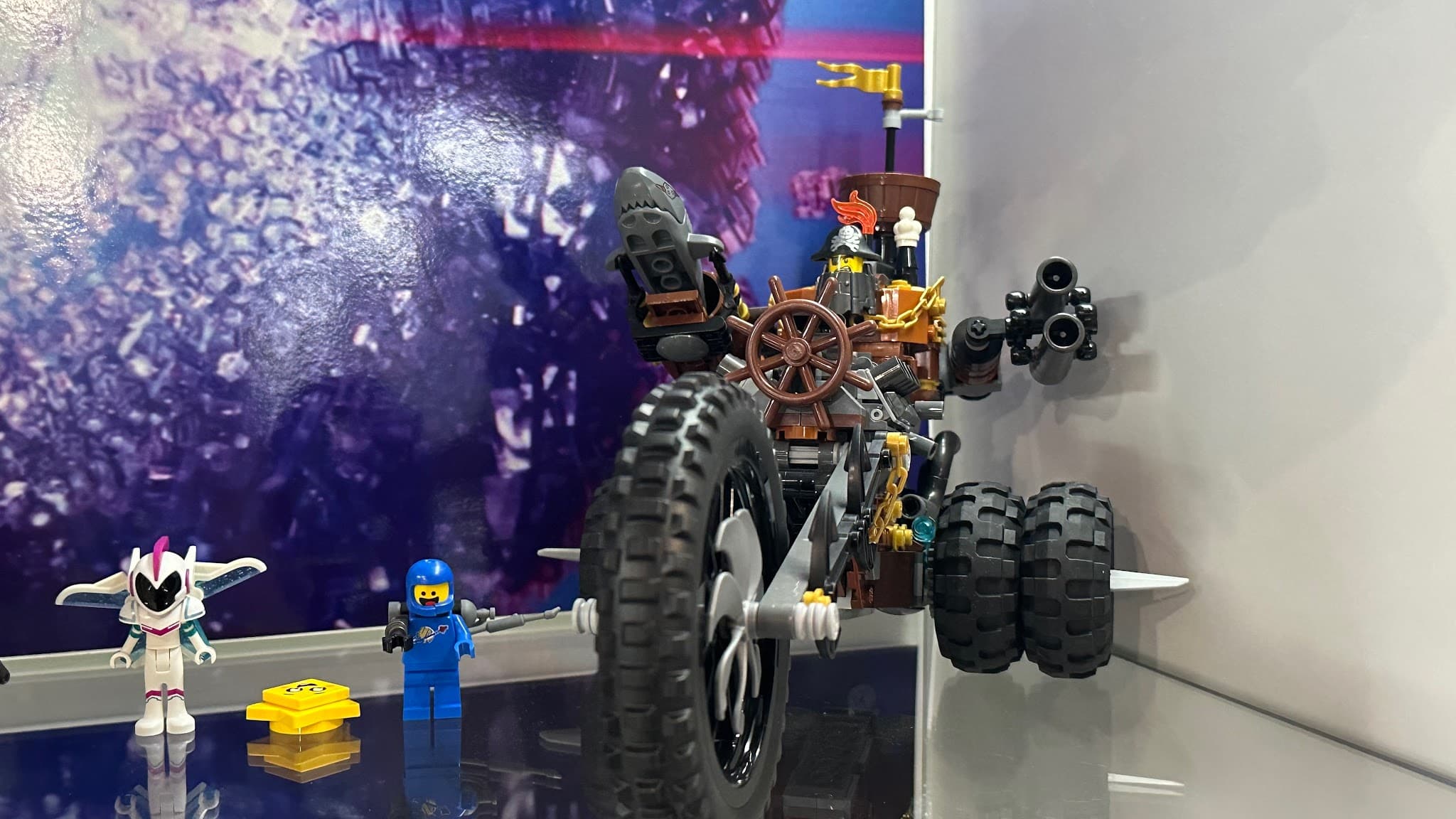 LEGO 70834 MetalBeard's Heavy Metal Motor Trike!