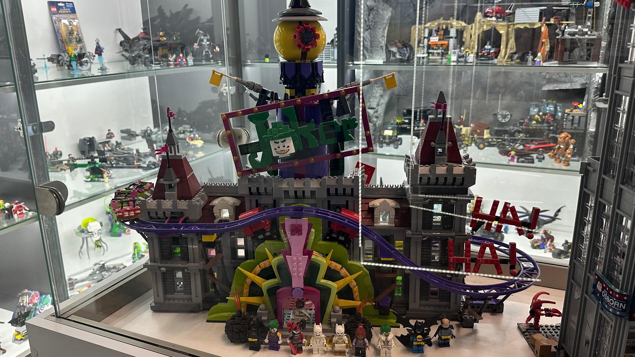 LEGO 70922 The Joker Manor