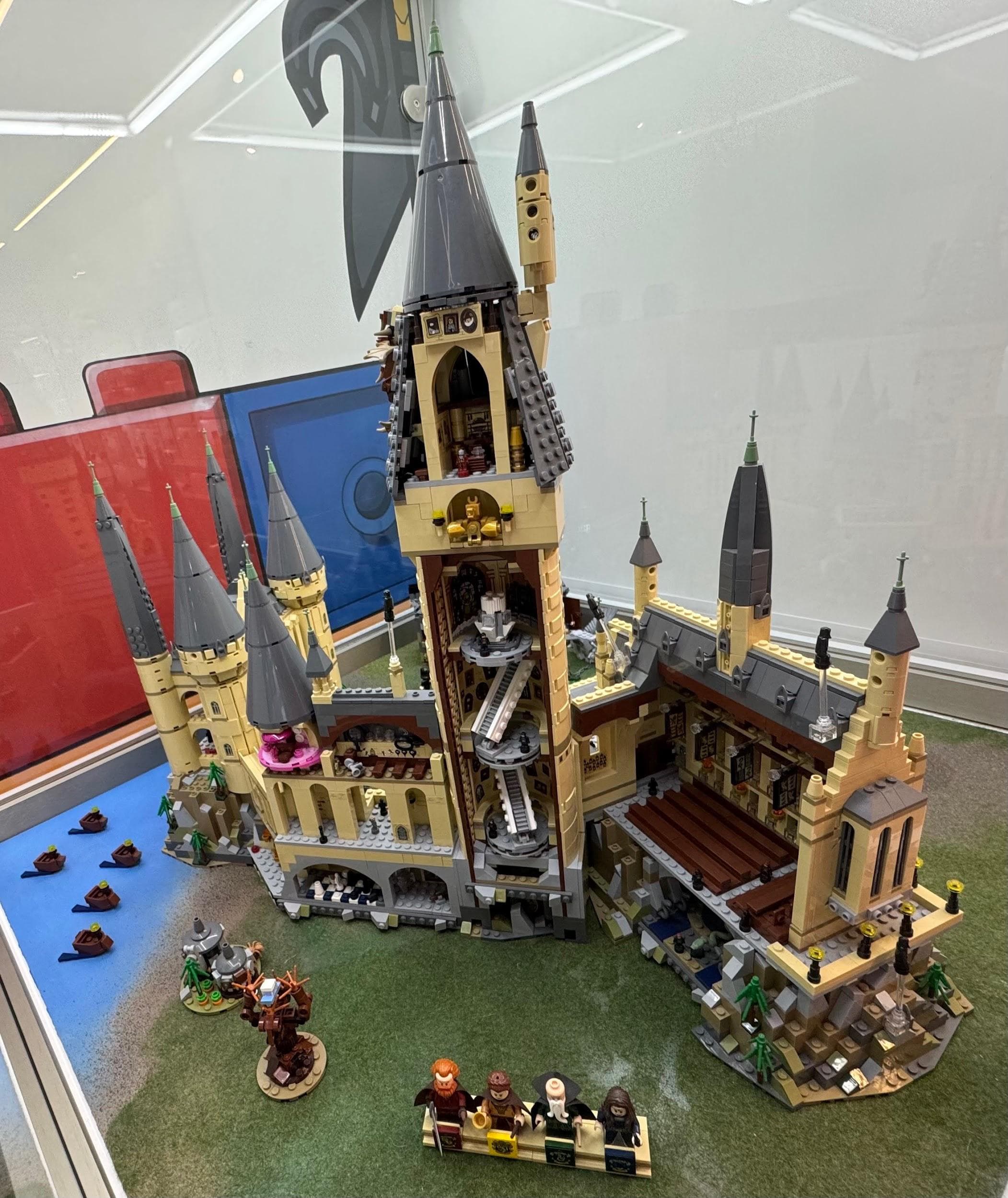 LEGO 71043 Hogwarts Castle