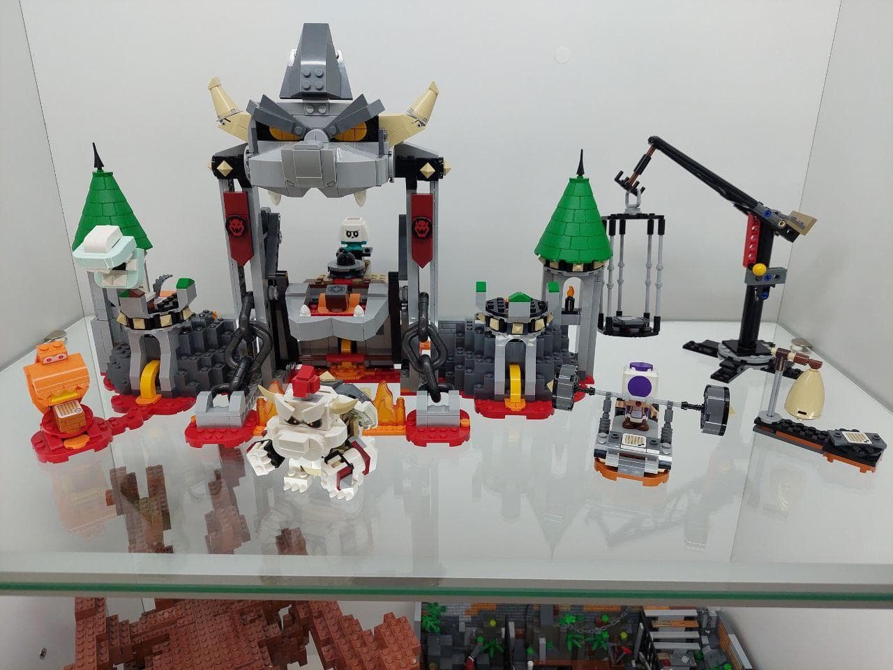 LEGO 71423 Dry Bowser Castle Battle