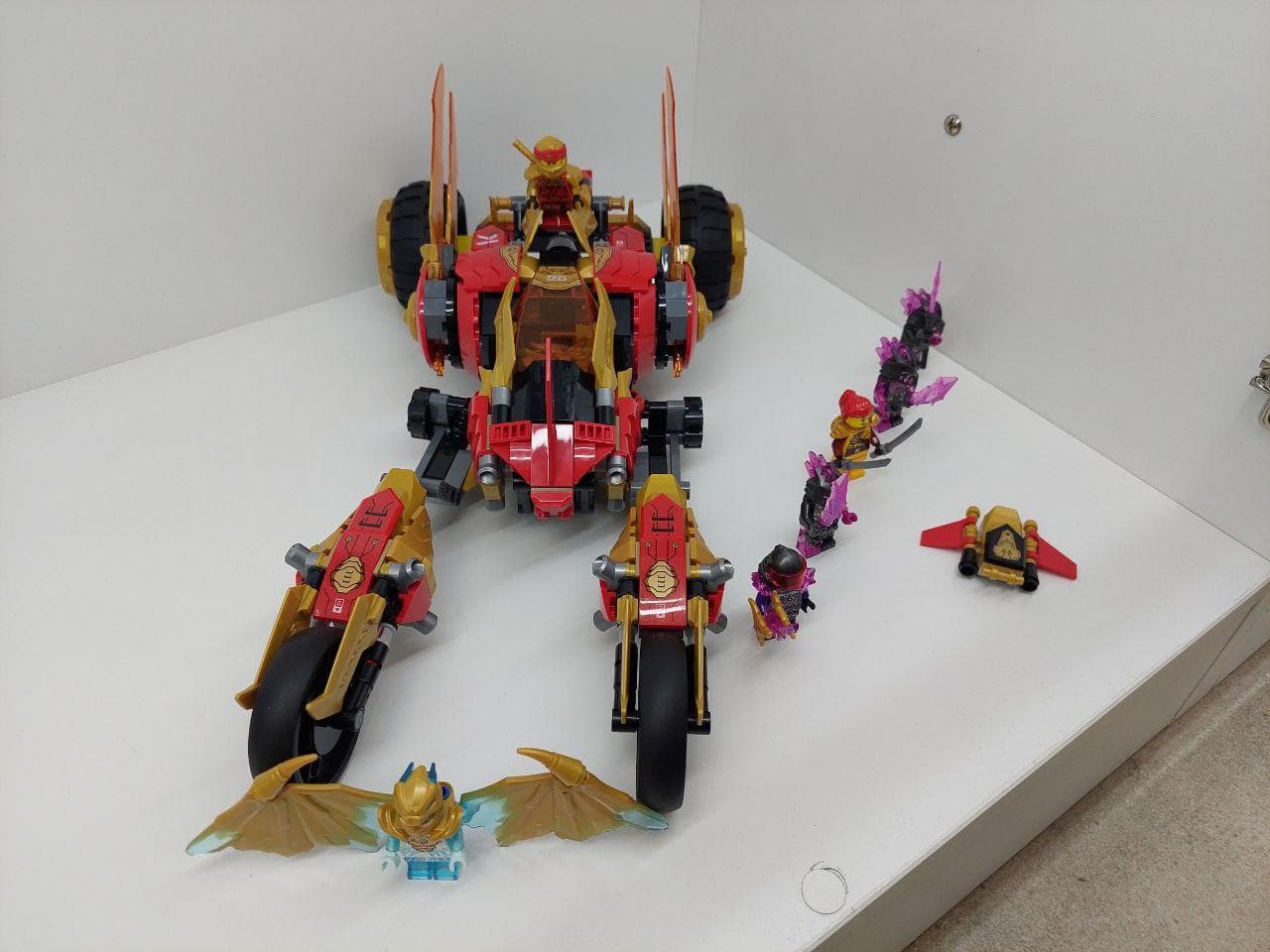 LEGO 71773 Kai's Golden Dragon Raider